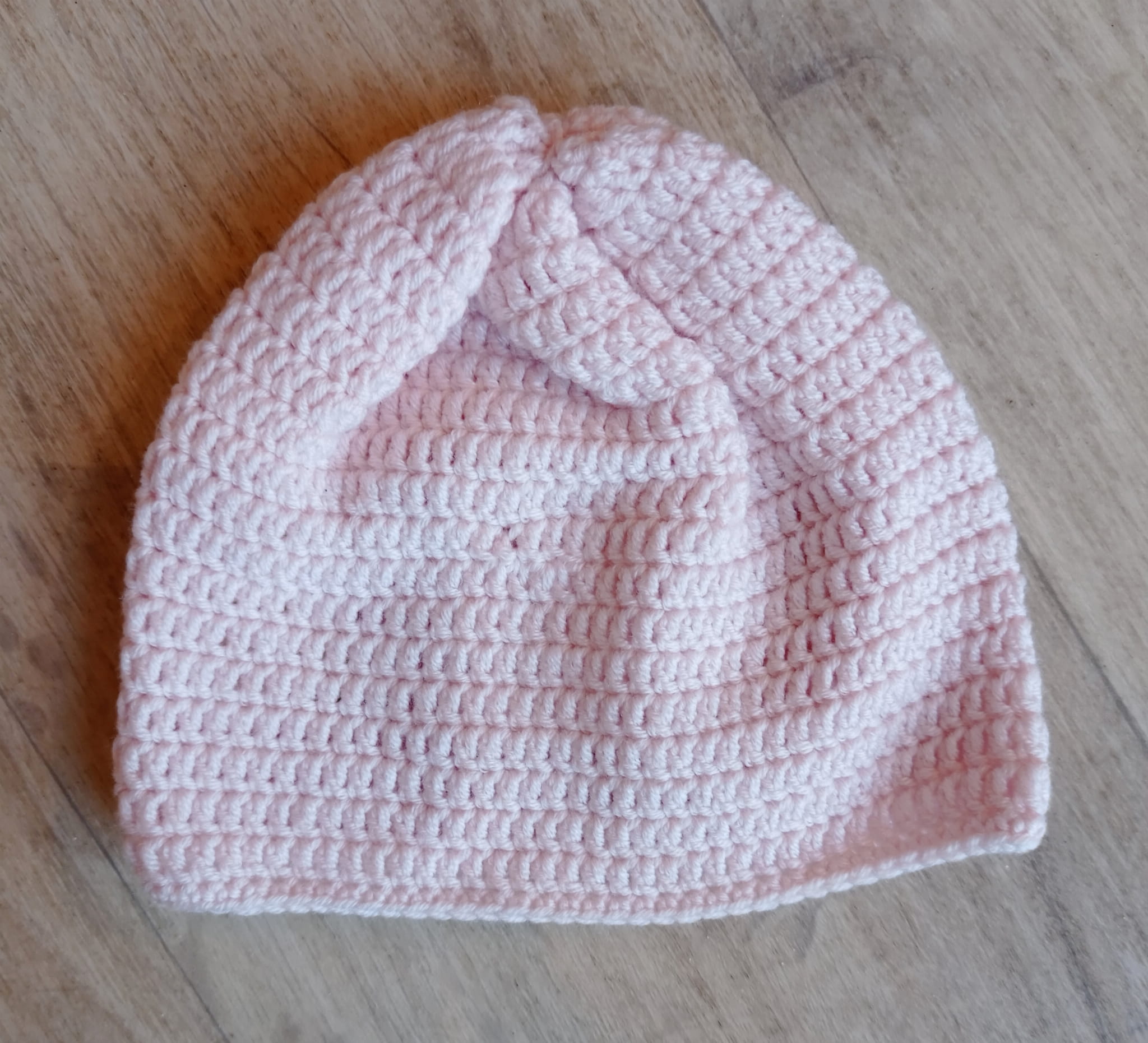 Laferio Czapka ręcznie wykonana z wełny Merino Baby różowa