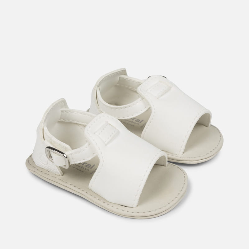 MAYORAL 9744 Eleganckie sandałki dla chłopca