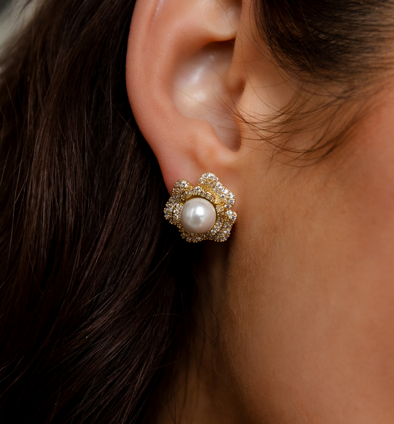 Kolczyki różyczki z perełkami KPE0159