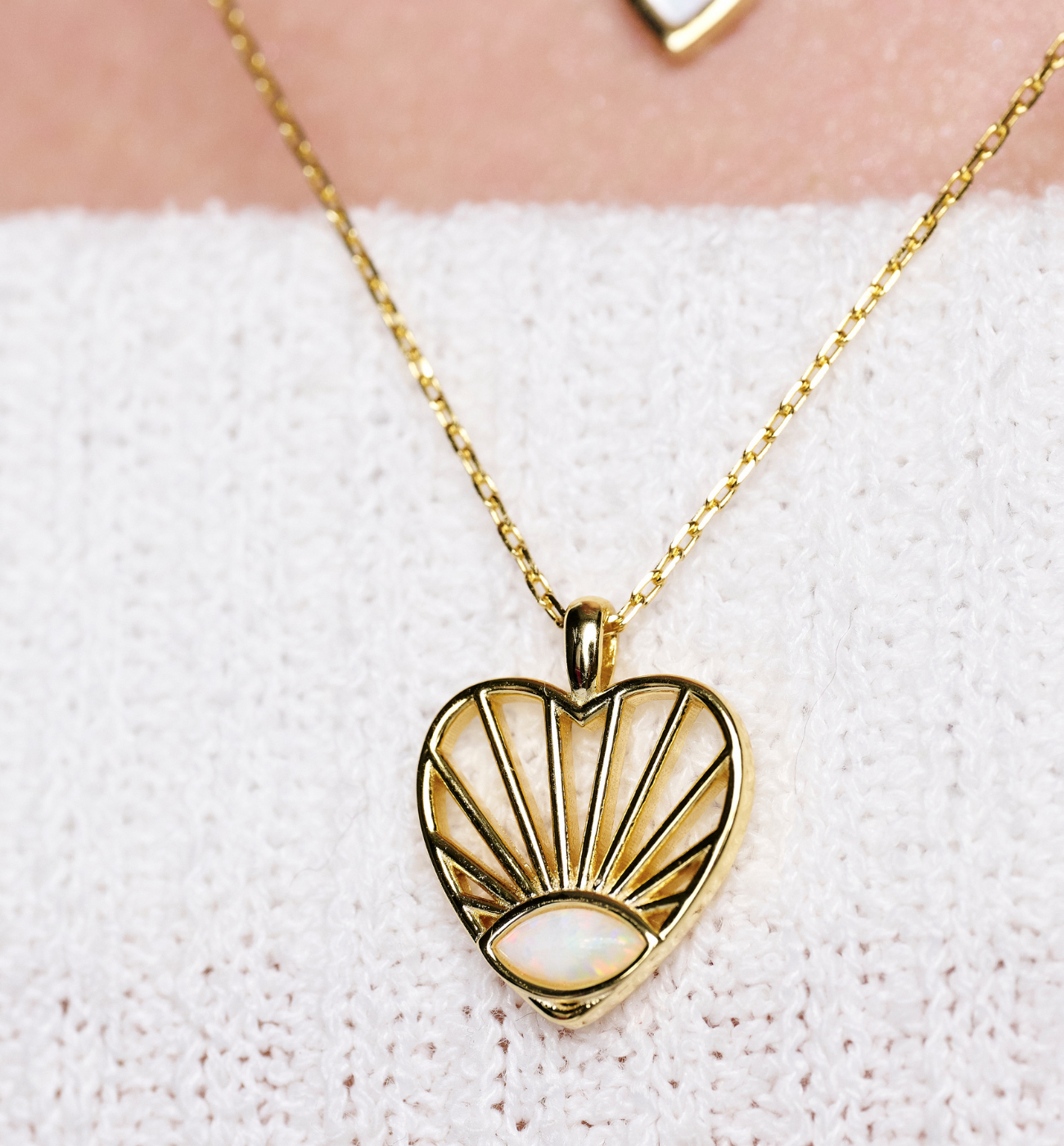 Naszyjnik z serduszkiem złoty NCA0086