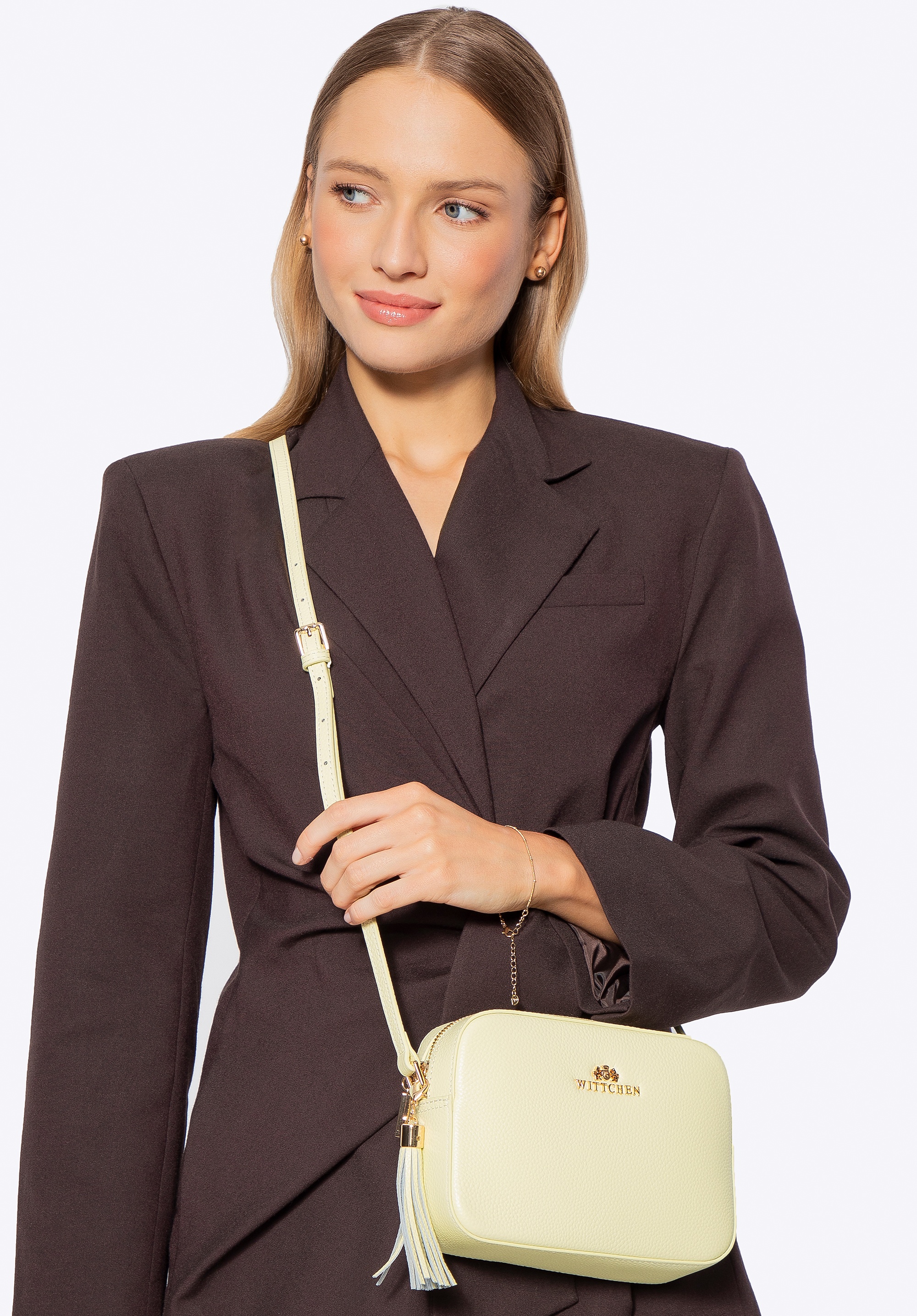 Damska listonoszka skórzana pudełkowa z chwostem cytrynowa