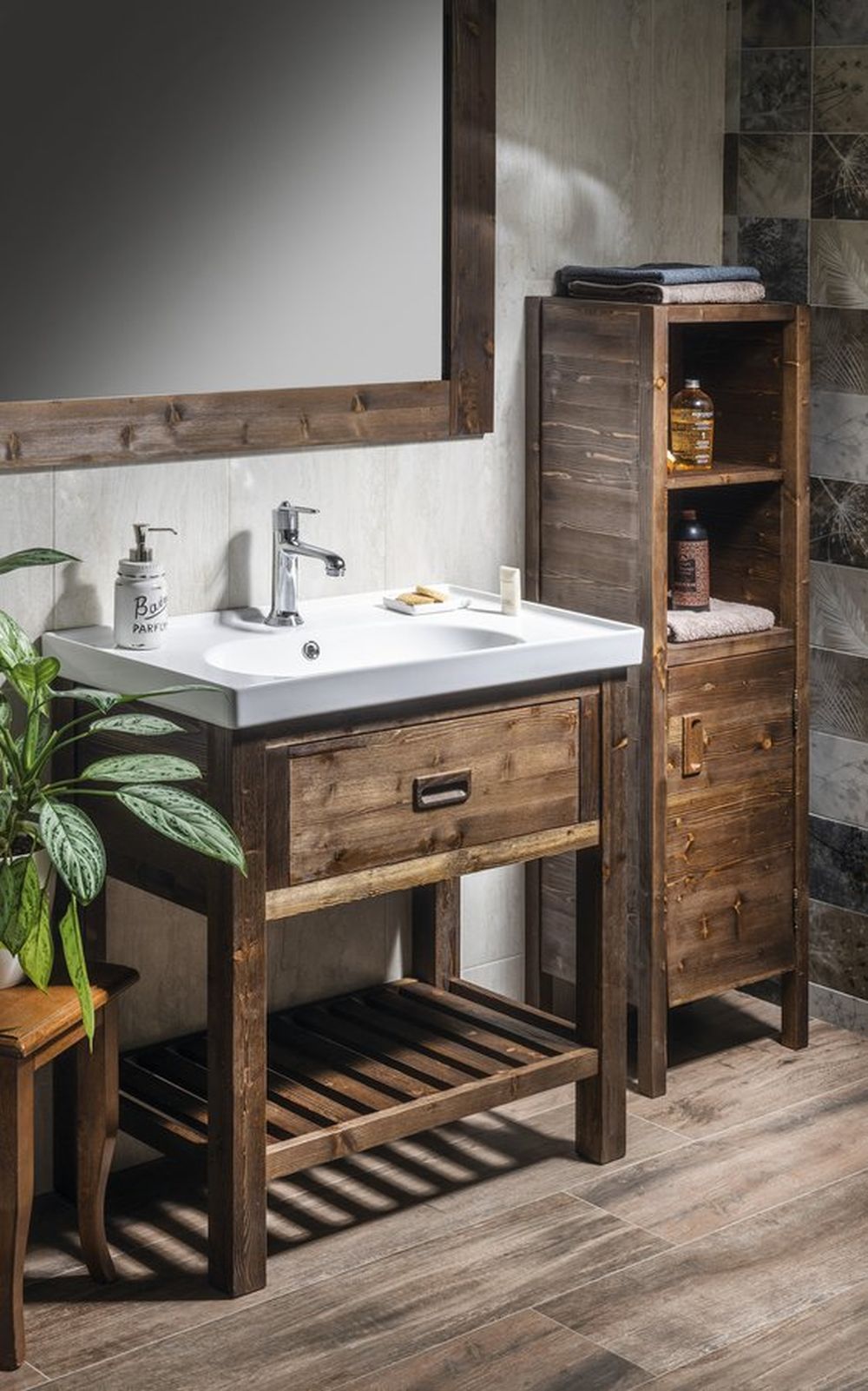 Sapho Brand szafka 140 cm boczna wysoka prawa świerk bejcowany BA043S