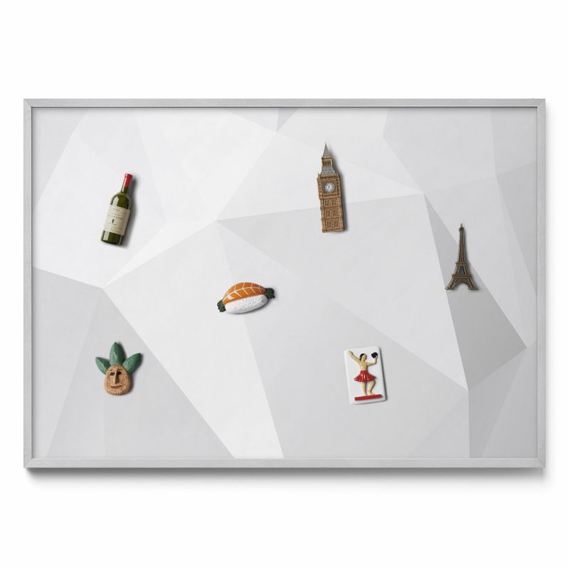 Tablica na magnesy z podróży Tulup 100x70 cm Geometryczne tło 3D w srebrnej ramie 1 szt.