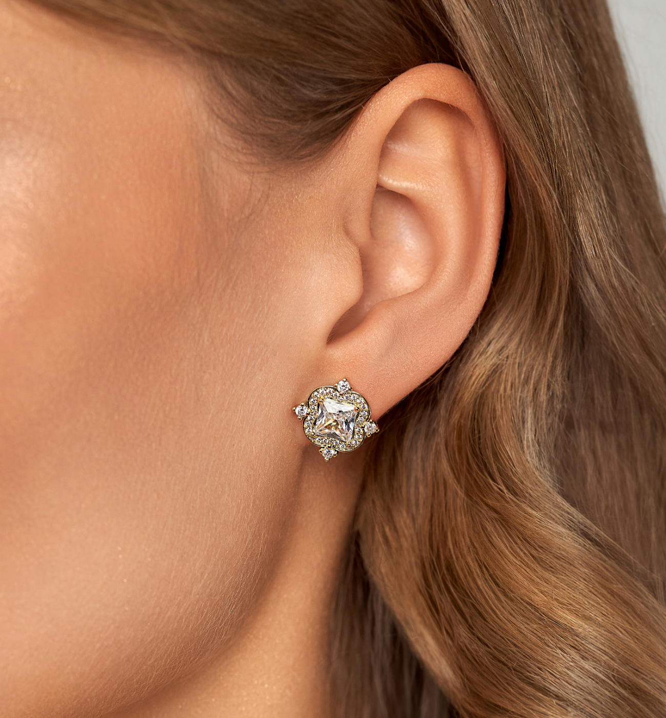 Kolczyki złote z kryształkami Wish - By Dziubeka