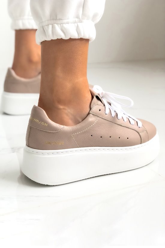 Sneakersy cappuccino groch dostępne od ręki