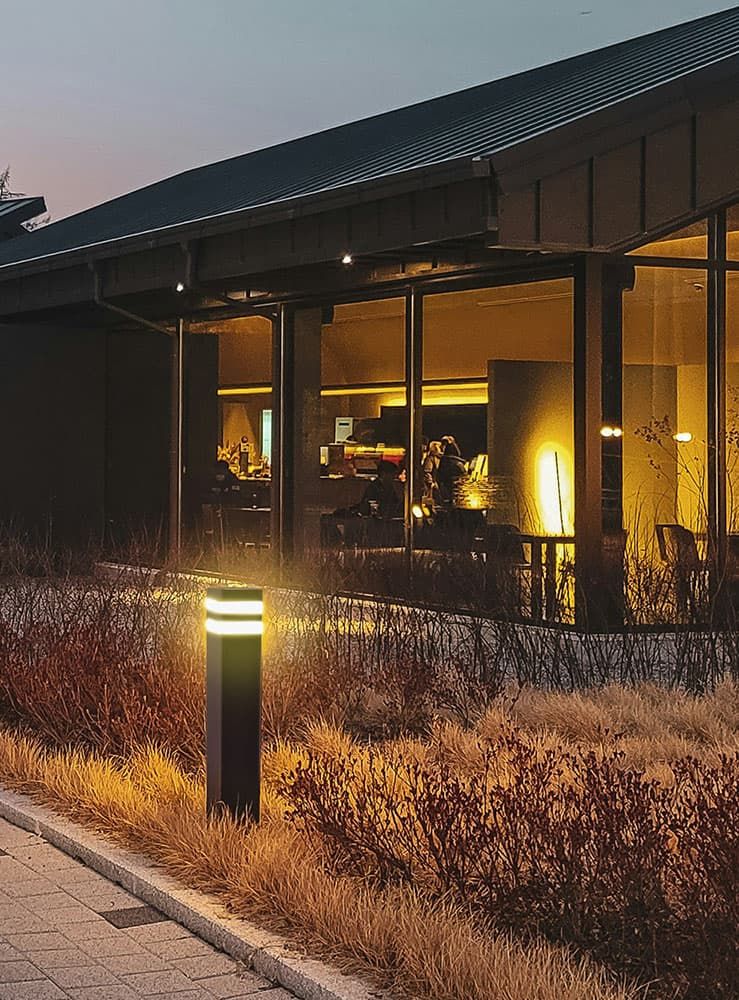 Kaja Tamiza lampa stojąca zewnętrzna 1x20 W czarna K-8208