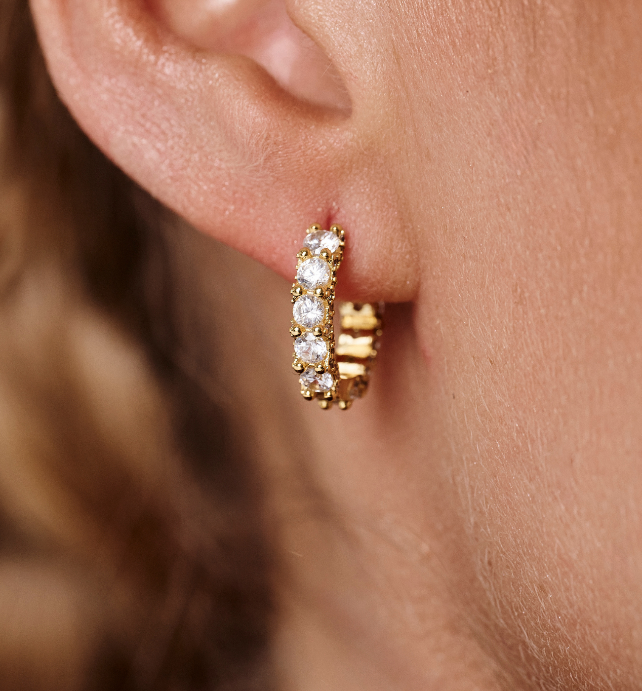 Kolczyki kółeczka z cyrkoniami KSS2173