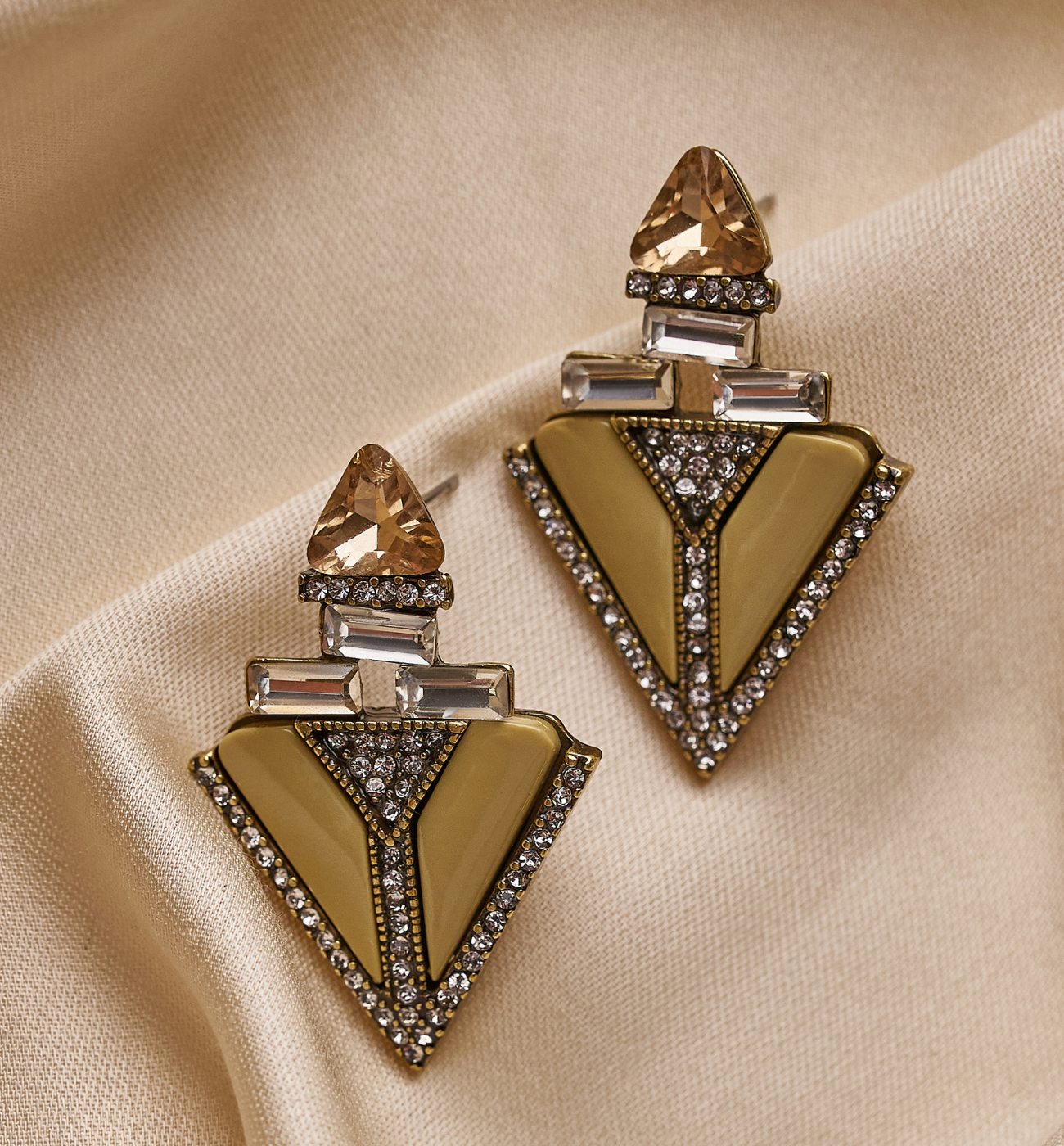 Kolczyki khaki z kryształkami Mindset KPO0019