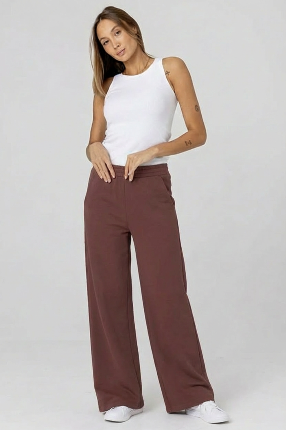 Lillow - Szerokie SPODNIE Dresowe MOSS, dłuższe - czekolada - Materiał bawełna - Uszyto w Polsce