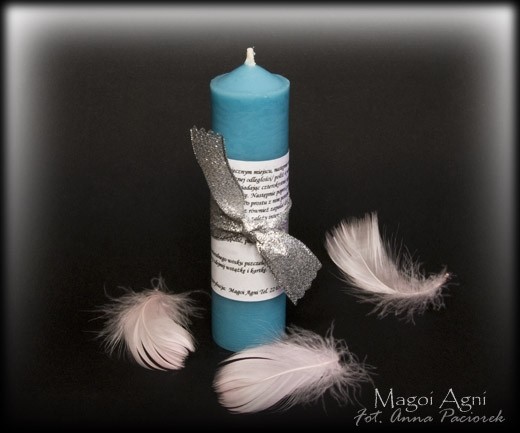 Świeca Archanielska - ANIOŁ STRÓŻ – błękitna, zapach fiołków