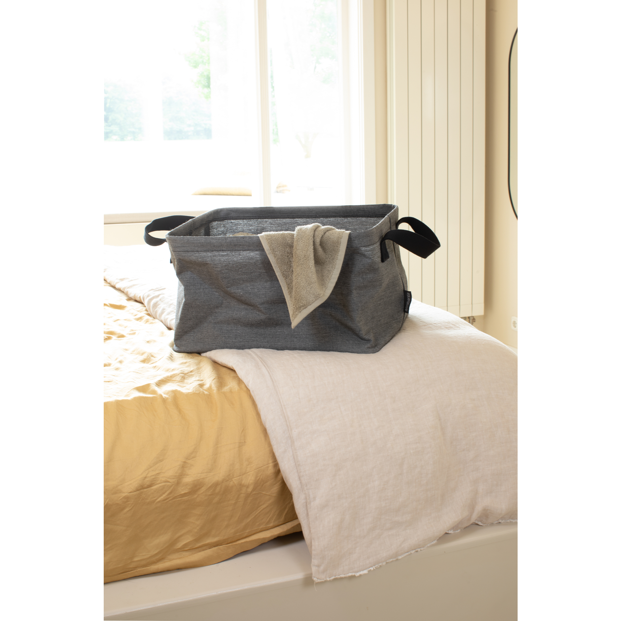 Brabantia Foldable Laundry Basket kosz na bieliznę i pranie 35 l szary 232701