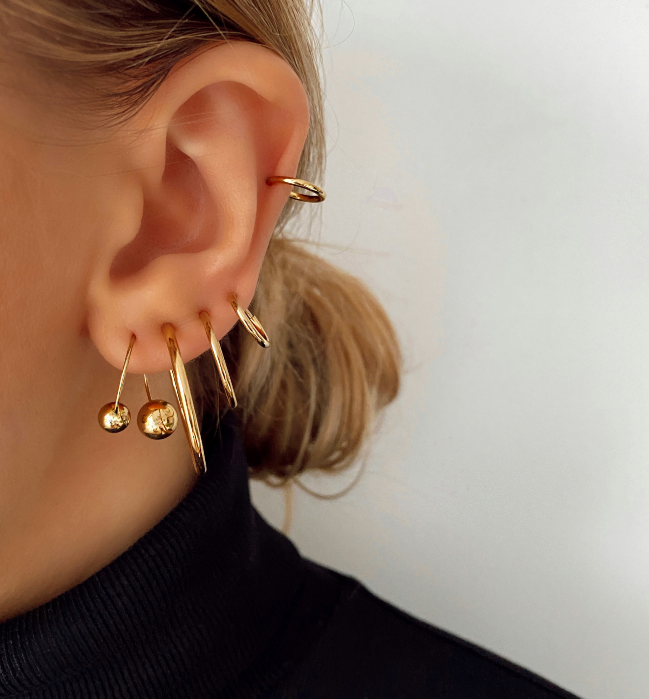 Kolczyki złote kółka z kuleczkami Balls - By Dziubeka
