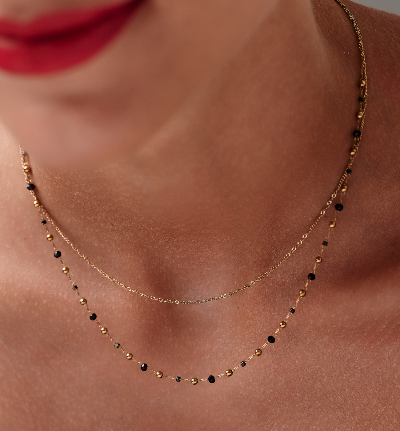 Naszyjnik z czarnymi agatami i drobnymi koralikami NEA0091 - By Dziubeka
