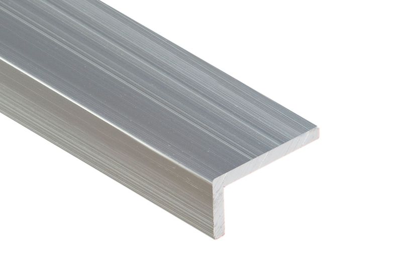 Kątownik aluminiowy gładki 2600 x 20 x 10 x 1,5 mm naturalny