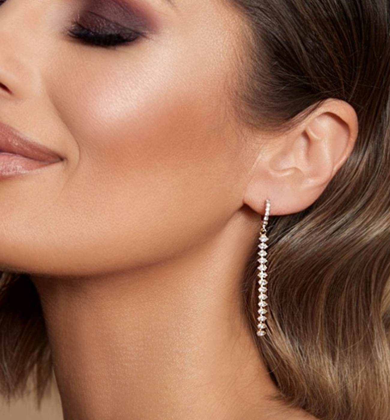 Kolczyki złote długie z kryształkami Amelia - By Dziubeka