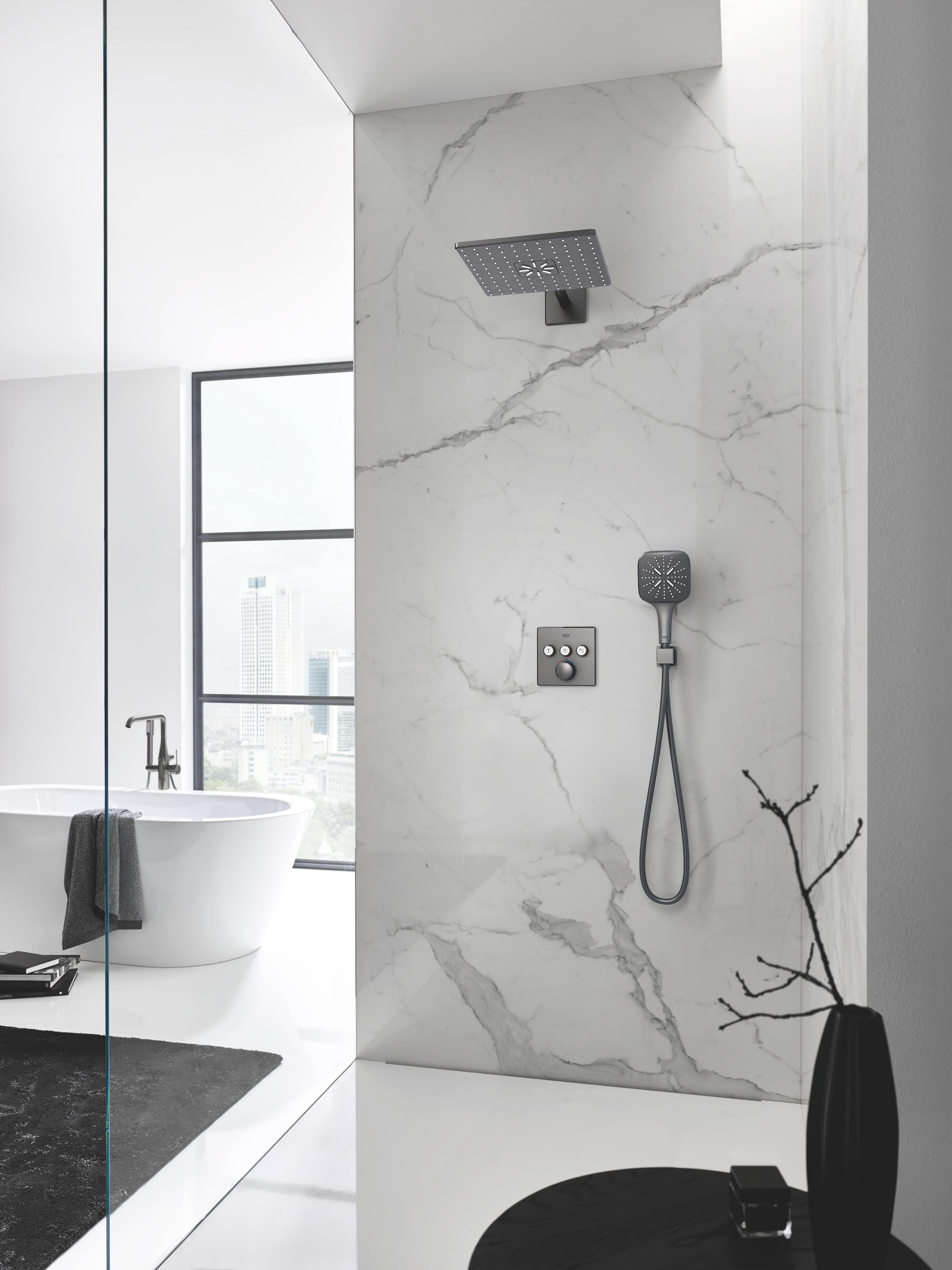 Grohe Rainshower 310 SmartActive Cube deszczownica 31 cm kwadratowa z ramieniem ściennym brushed hard graphite 26479AL0