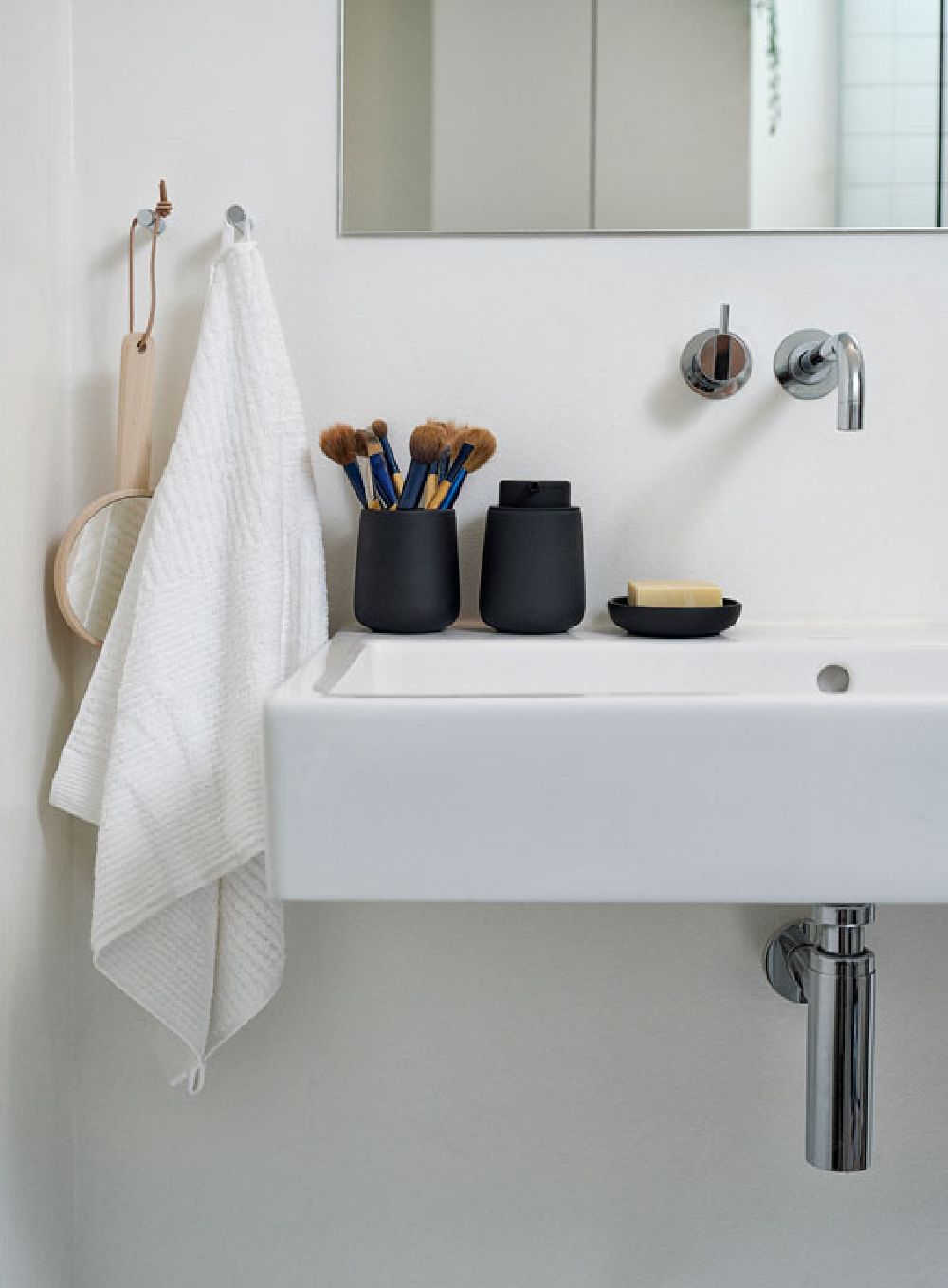 Zone Denmark Nova mydelniczka stojąca czarna 330099