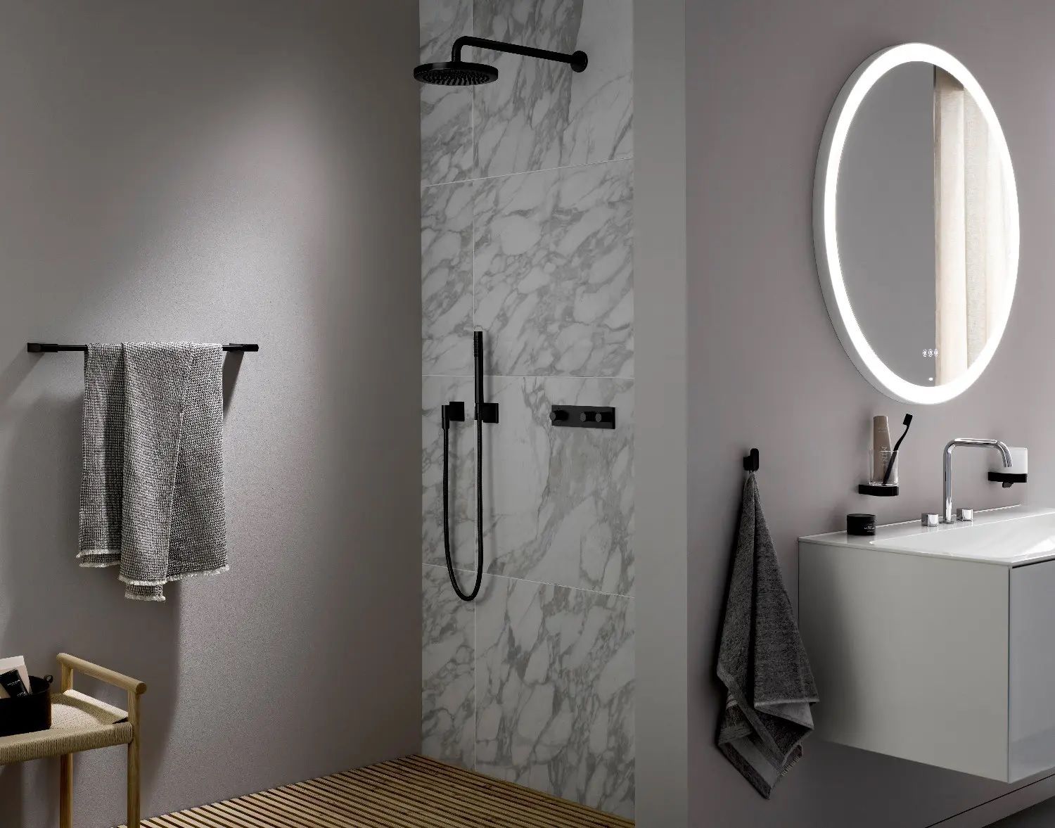 Emco Flow drążek na ręcznik 80 cm czarny 276013380