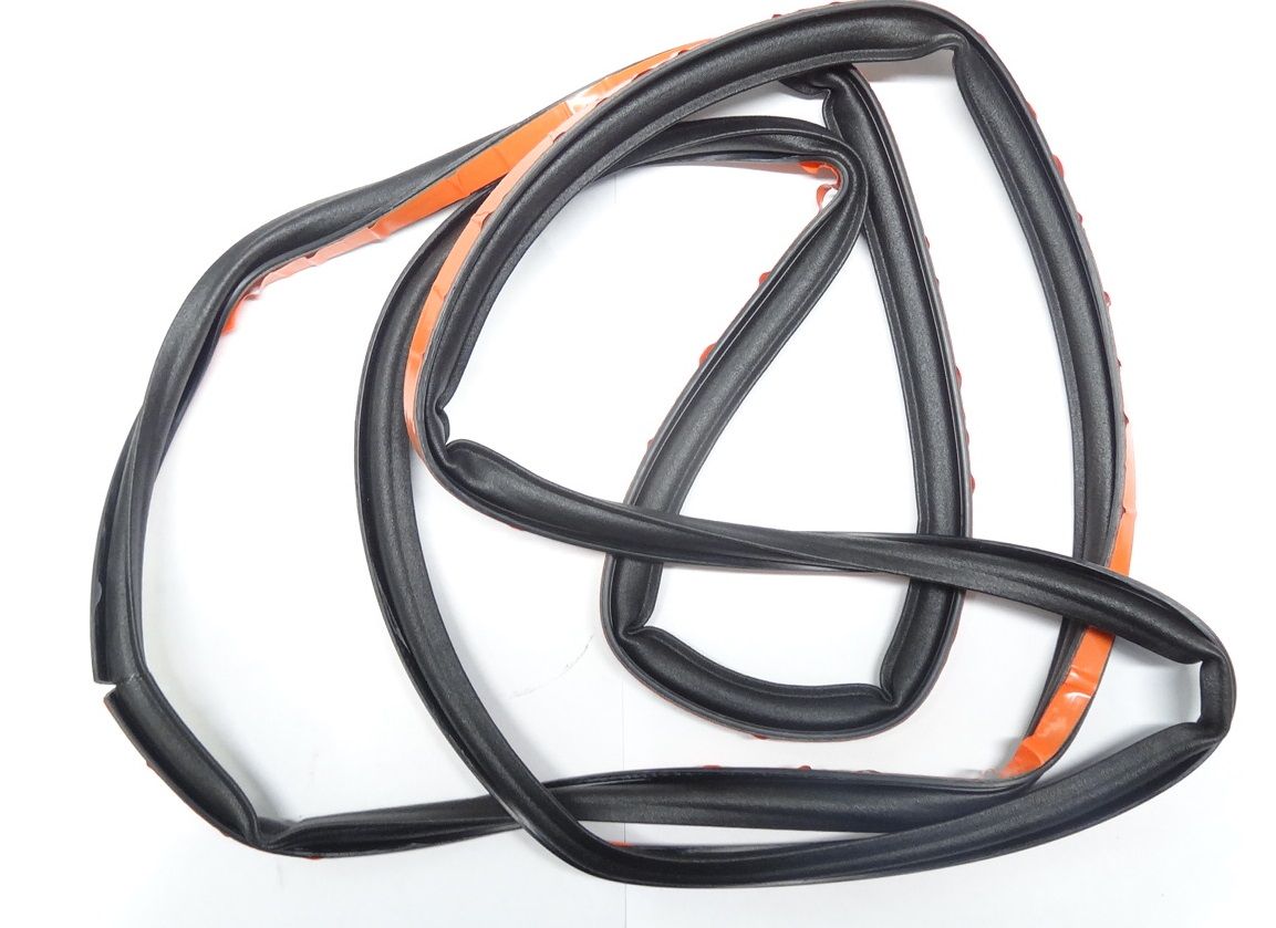 Uszczelka dachu New Holland TL T5000 82002903 CNH