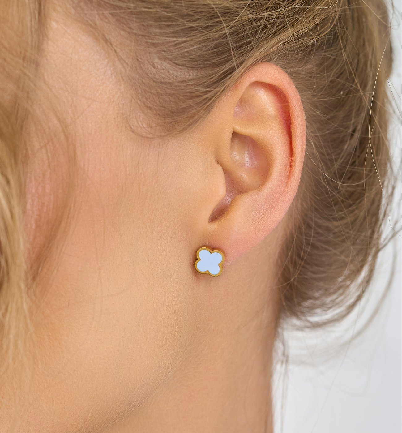 Kolczyki koniczynki z błękitną emalią Heureux KSA1920