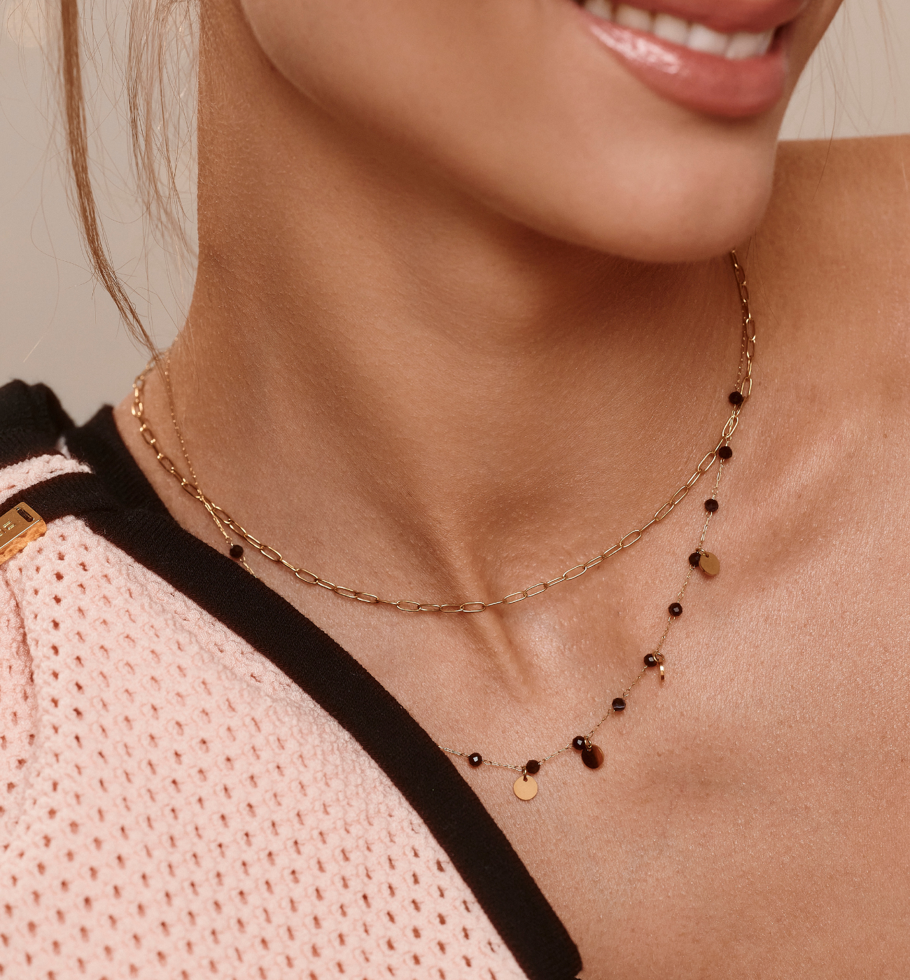 Naszyjnik warstwowy ze złoceniem i czarnym agatem NEA0097 - By Dziubeka