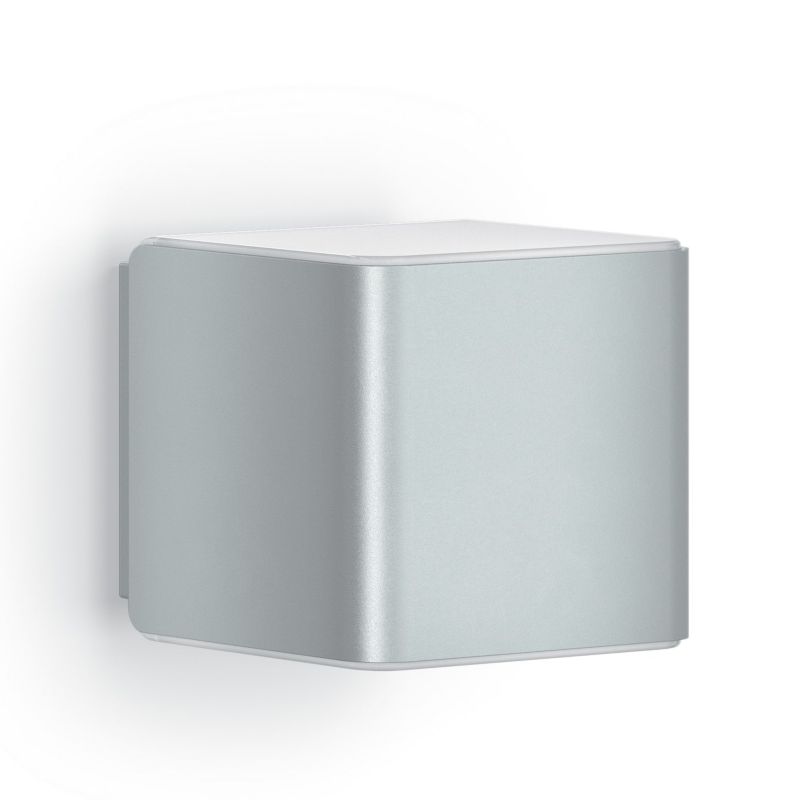 Lampa elewacyjna z czujnikiem ruchu i zmierzchu Steinel L 840 SC LED iHF Bluetooth 9,1W 3000K 319lm IP44 1 szt.