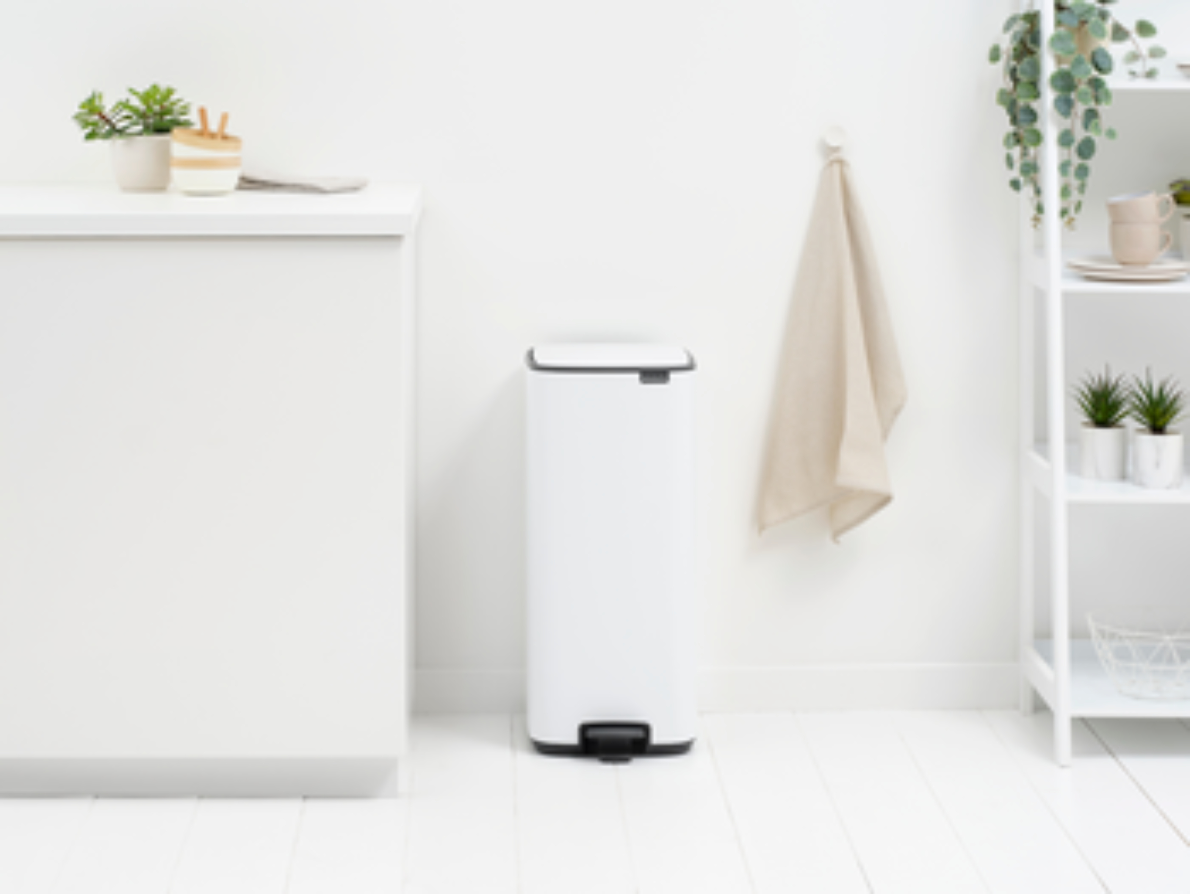 Brabantia Bo pojemnik na odpady 30 l biały 236921