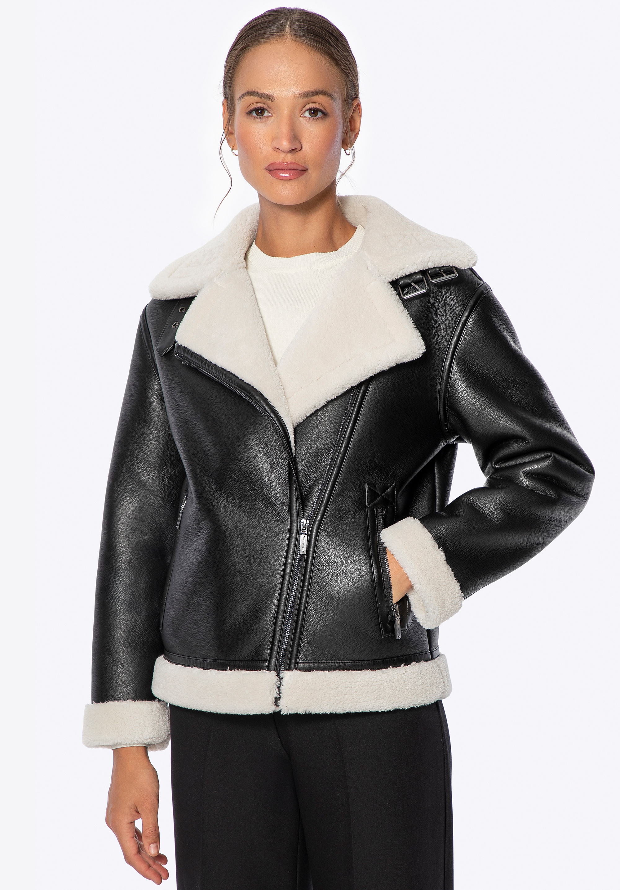 Dodatkowy rabat 25% - Damska kurtka oversize z imitacji skóry licowej czarna