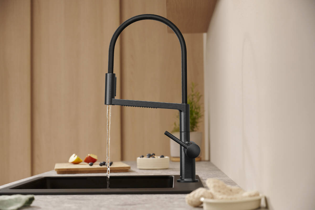 Hansgrohe Talis Select M54 PowderSpray bateria kuchenna stojąca czarny chrom szczotkowany 72861340