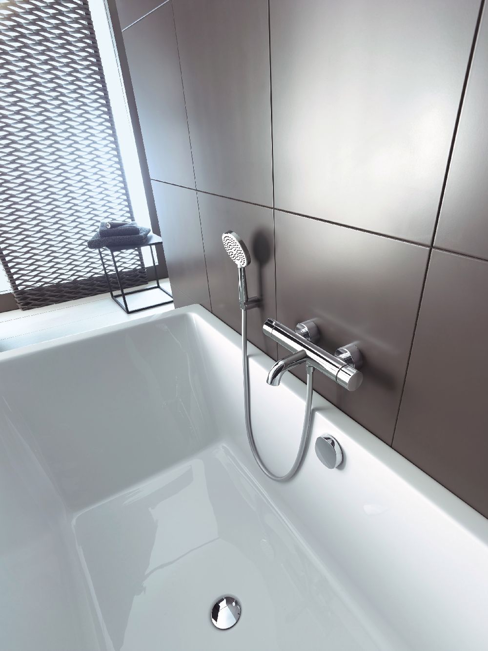 Duravit C.1 bateria wannowo-prysznicowa ścienna termostatyczna chrom C15220000010