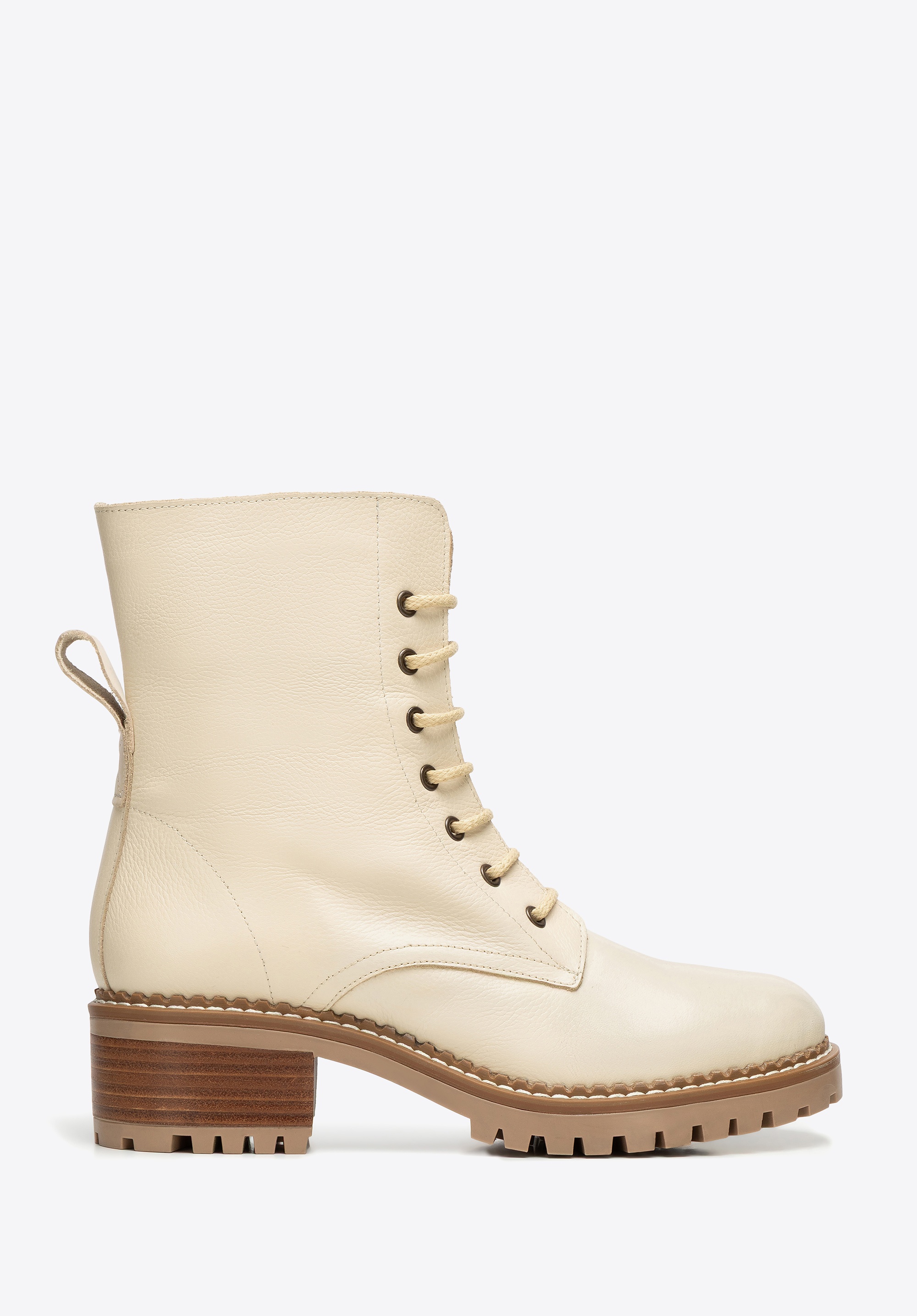 Damskie trapery ze skóry naturalnej klasyczne kremowe