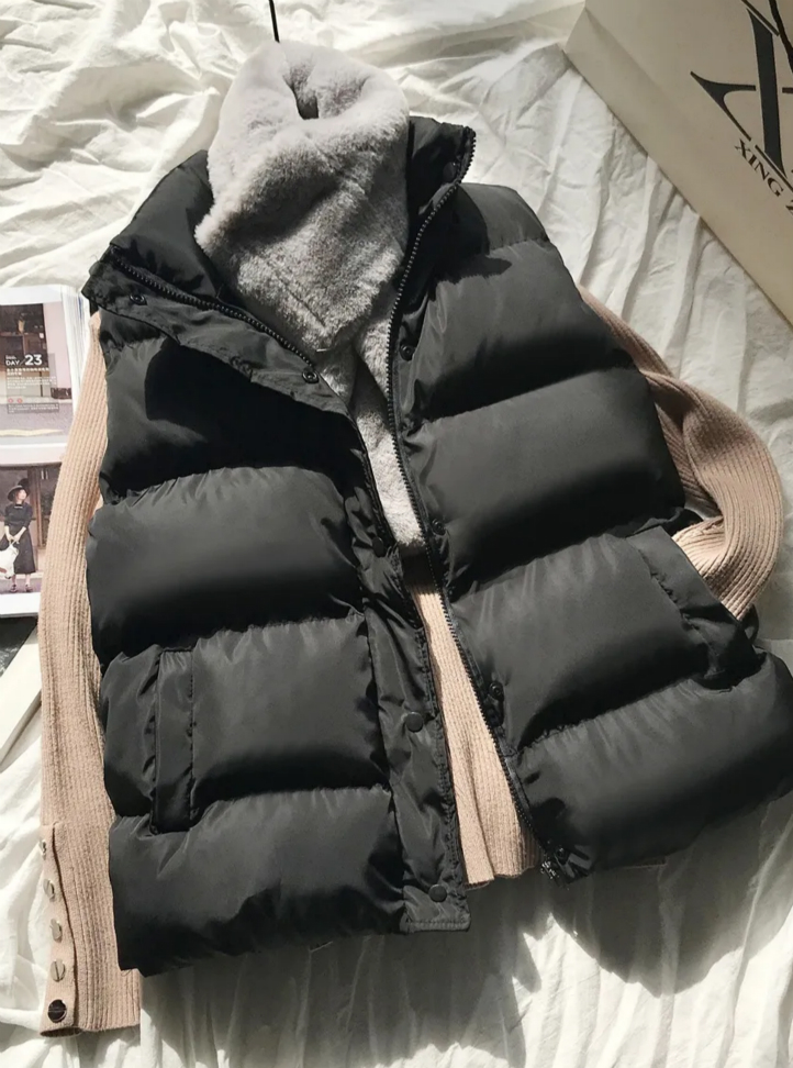 Ciepły puchowy bezrękawnik damski 03