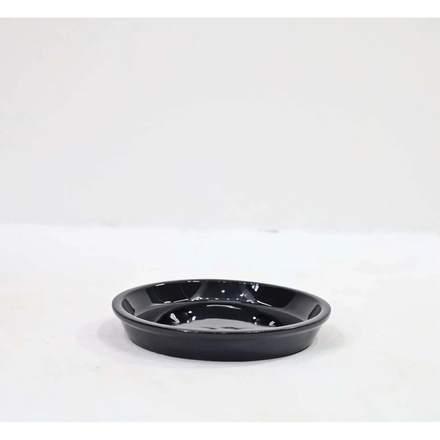 Podstawka ceramiczna szkliwiona czarna - 28 cm