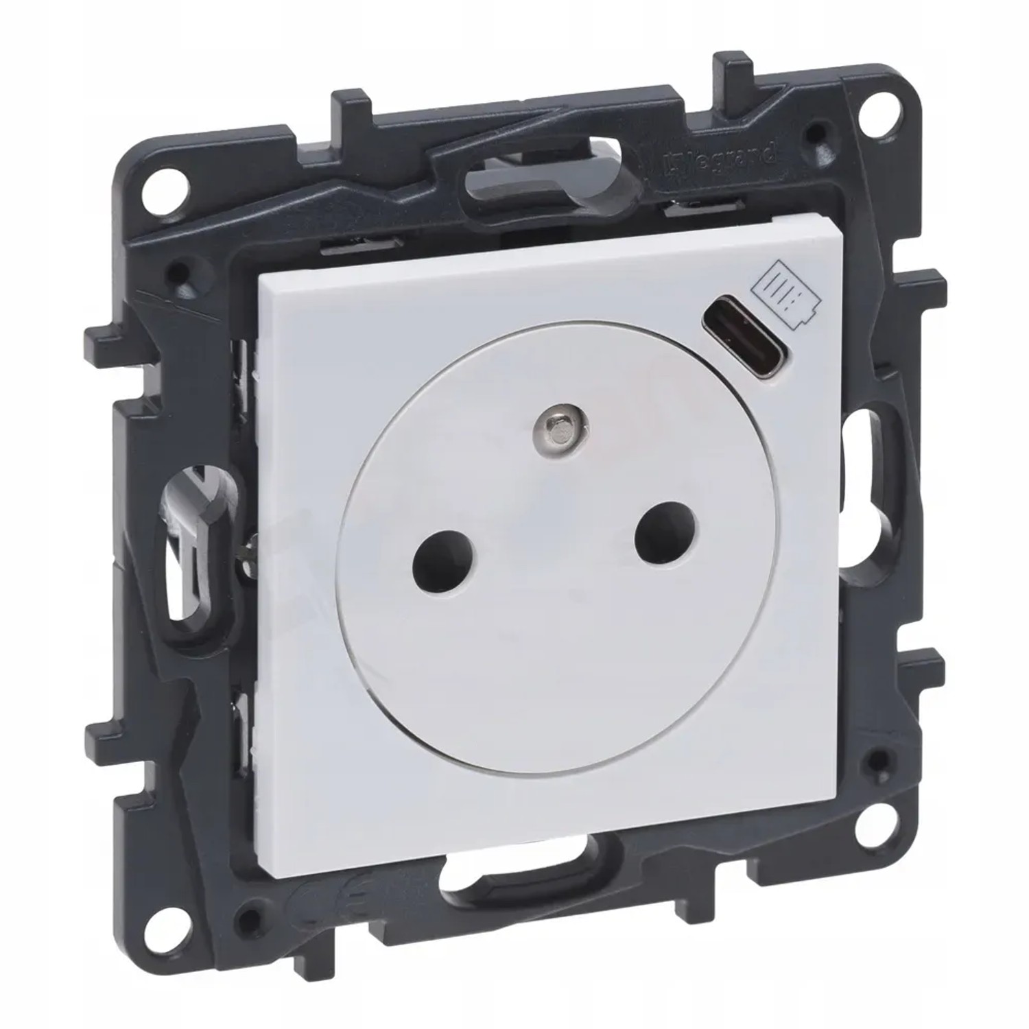 Niloe Step Gniazdo 2P+Z 16 A - 230 V z przesłoną, zaciski automatyczne, białe