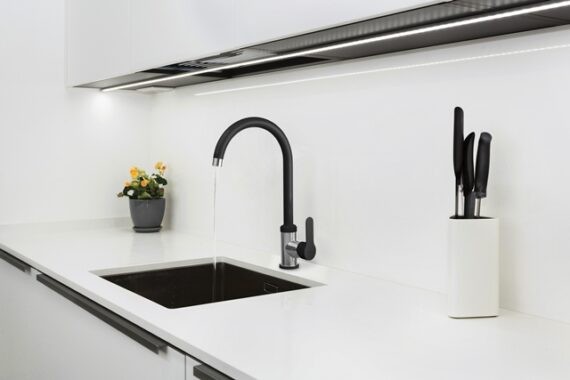 Invena Iron bateria kuchenna stojąca czarny mat/inox BZ-53-L04