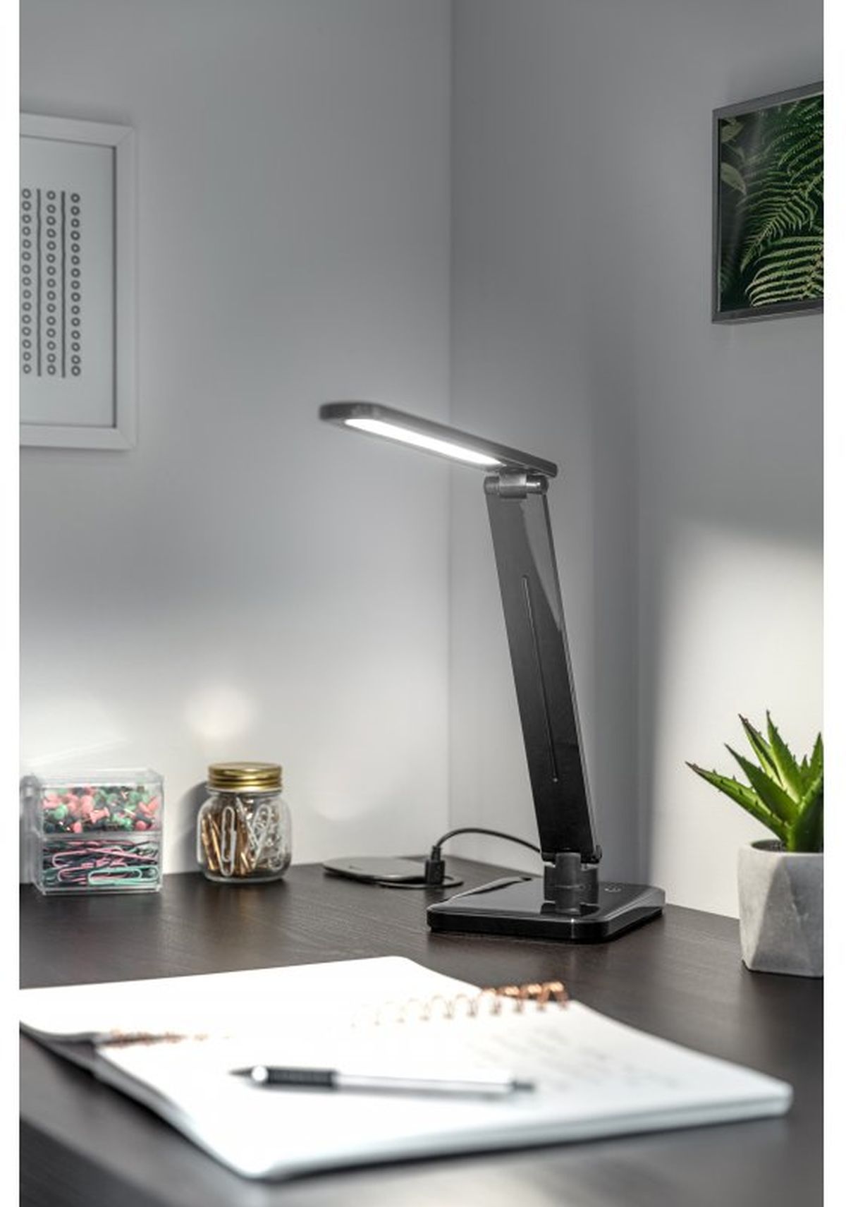 GTV Hikari lampa biurkowa 1x6 W czarna LB-HIK6WCCT-10