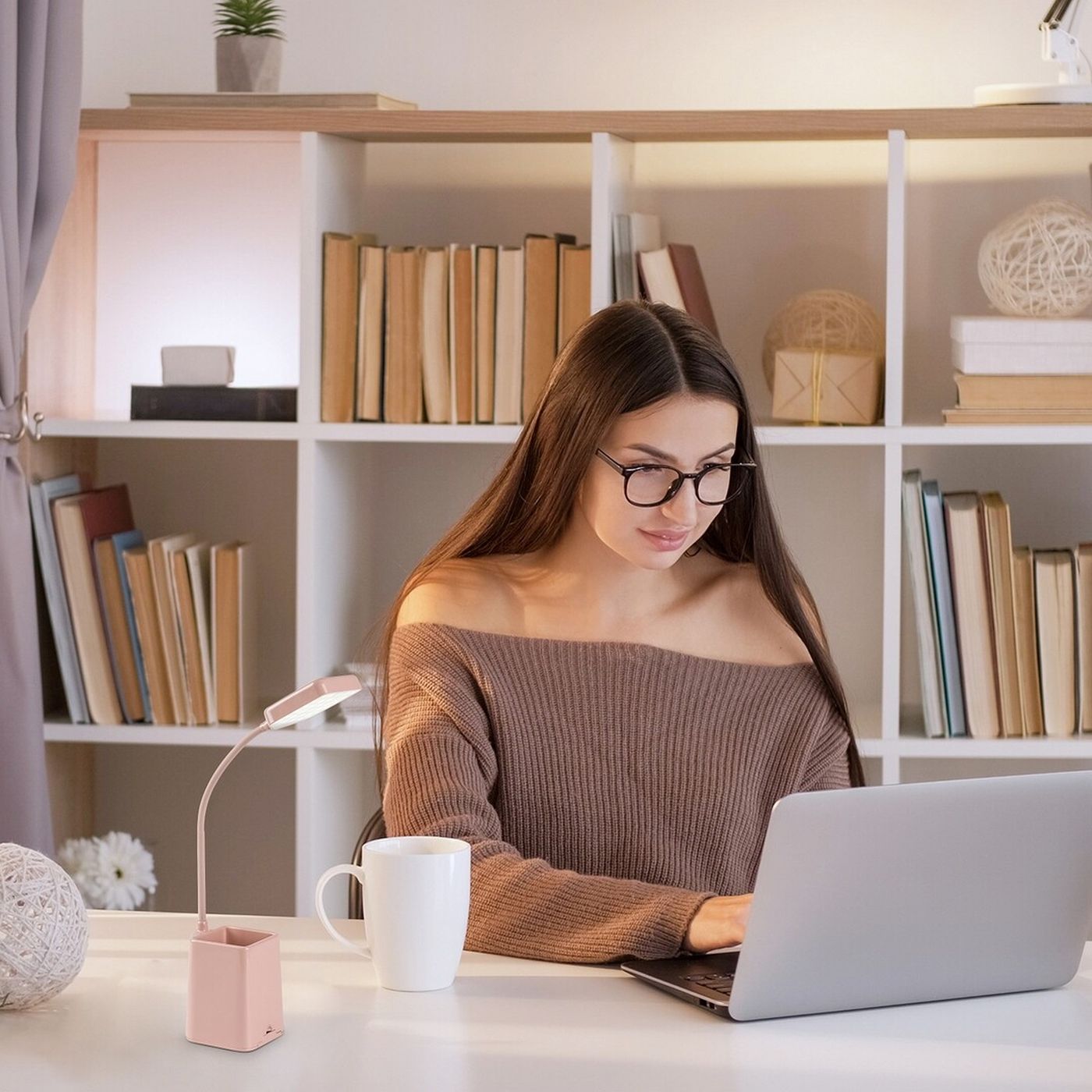 Rabalux Arvid lampa biurkowa 1x6 W biała-różowa 74245