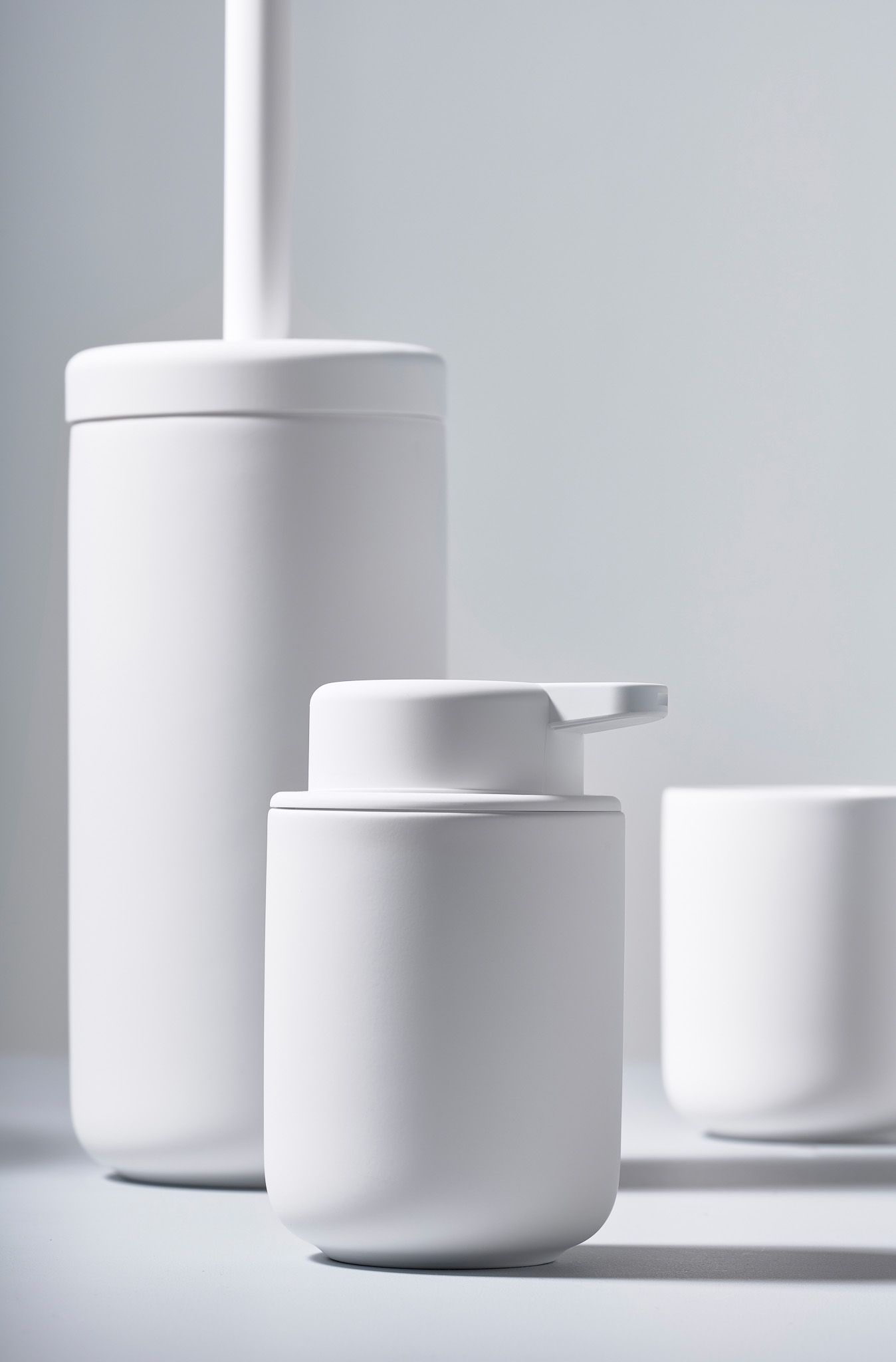 Zone Denmark Ume szczotka toaletowa stojąca szara 331927