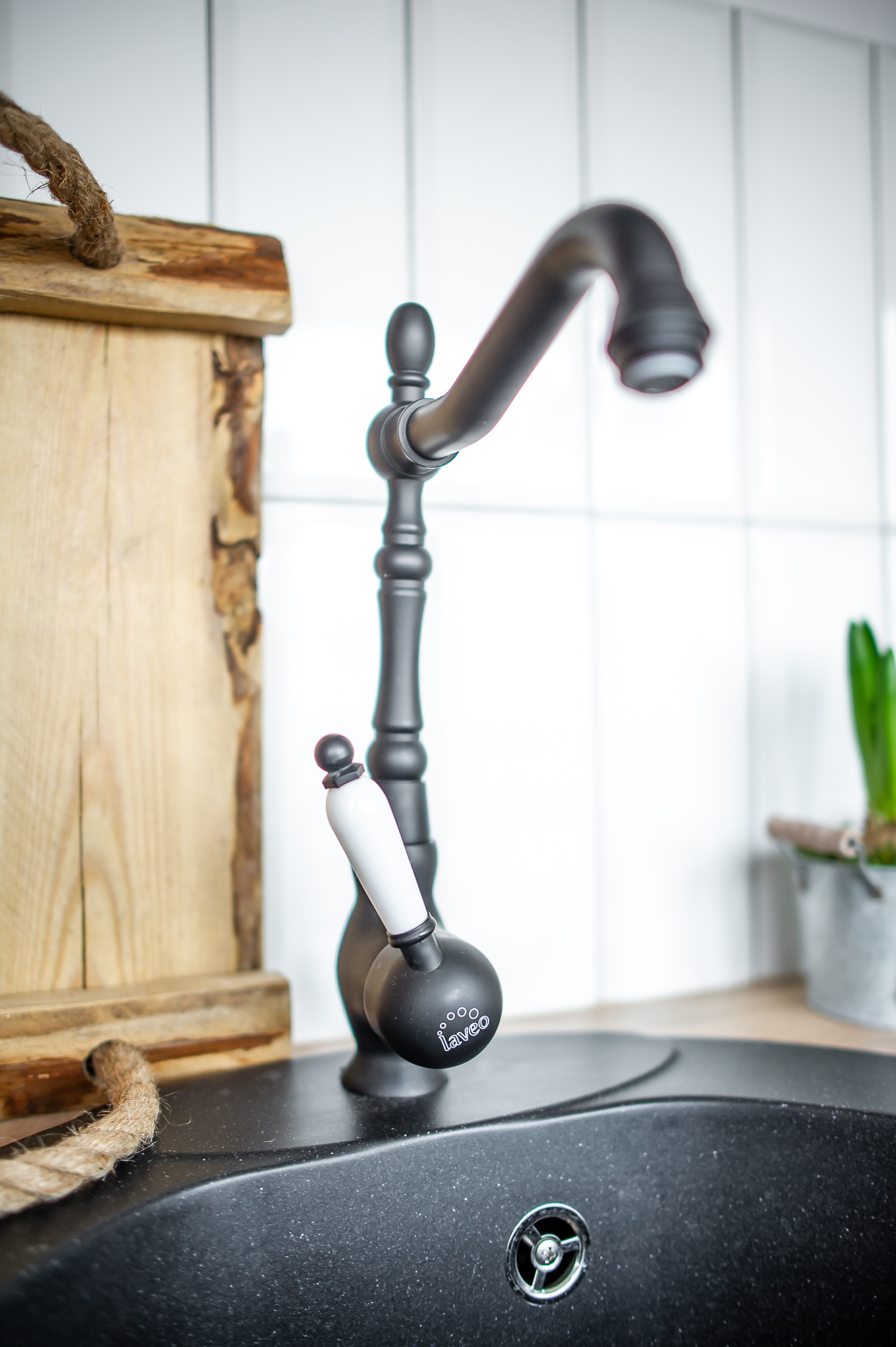 Laveo Evora bateria kuchenna stojąca w stylu retro czarna BAE765D - Wysyłka w 24h