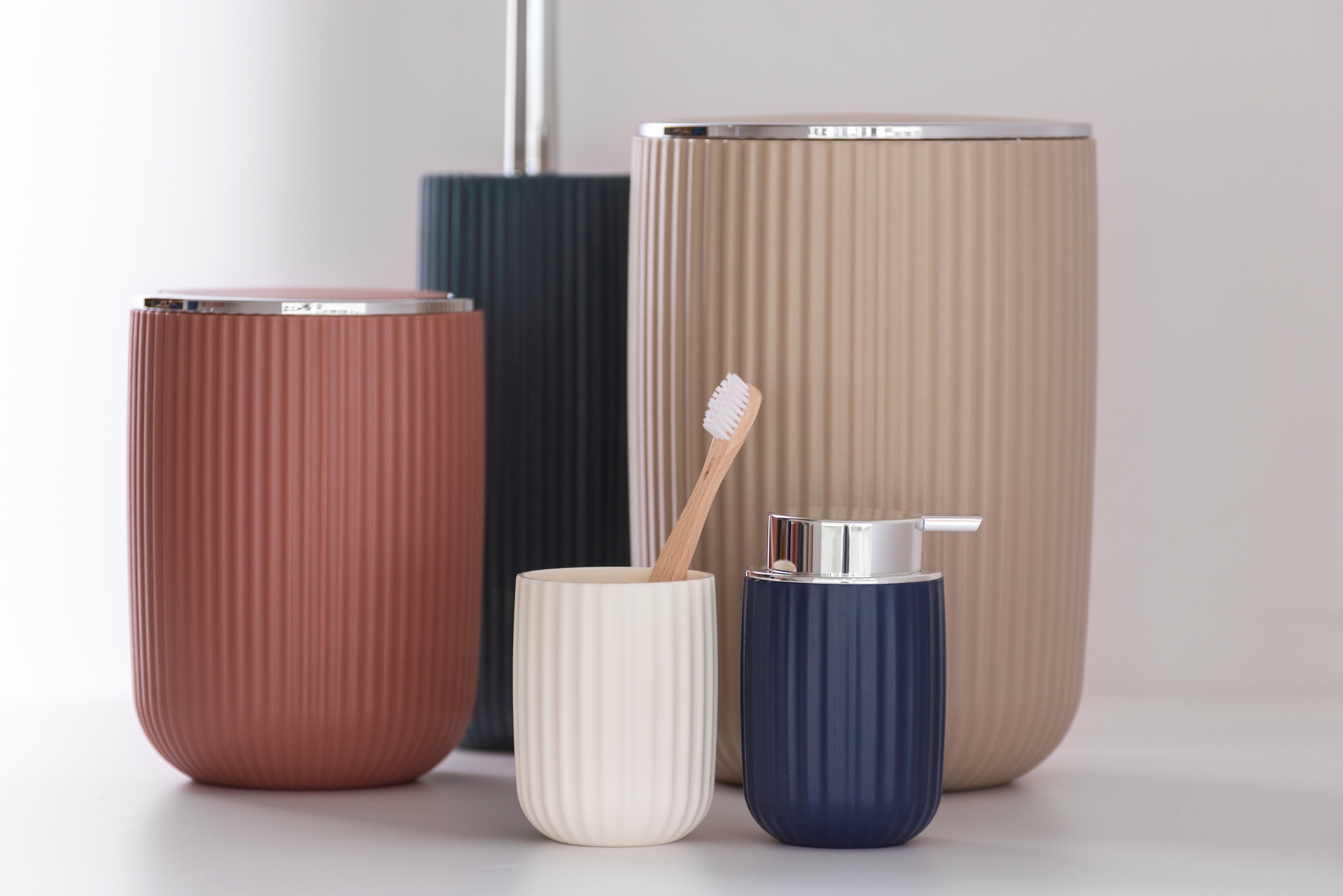 Wenko Agropoli kosz na śmieci 5,5 l beżowy 25187100