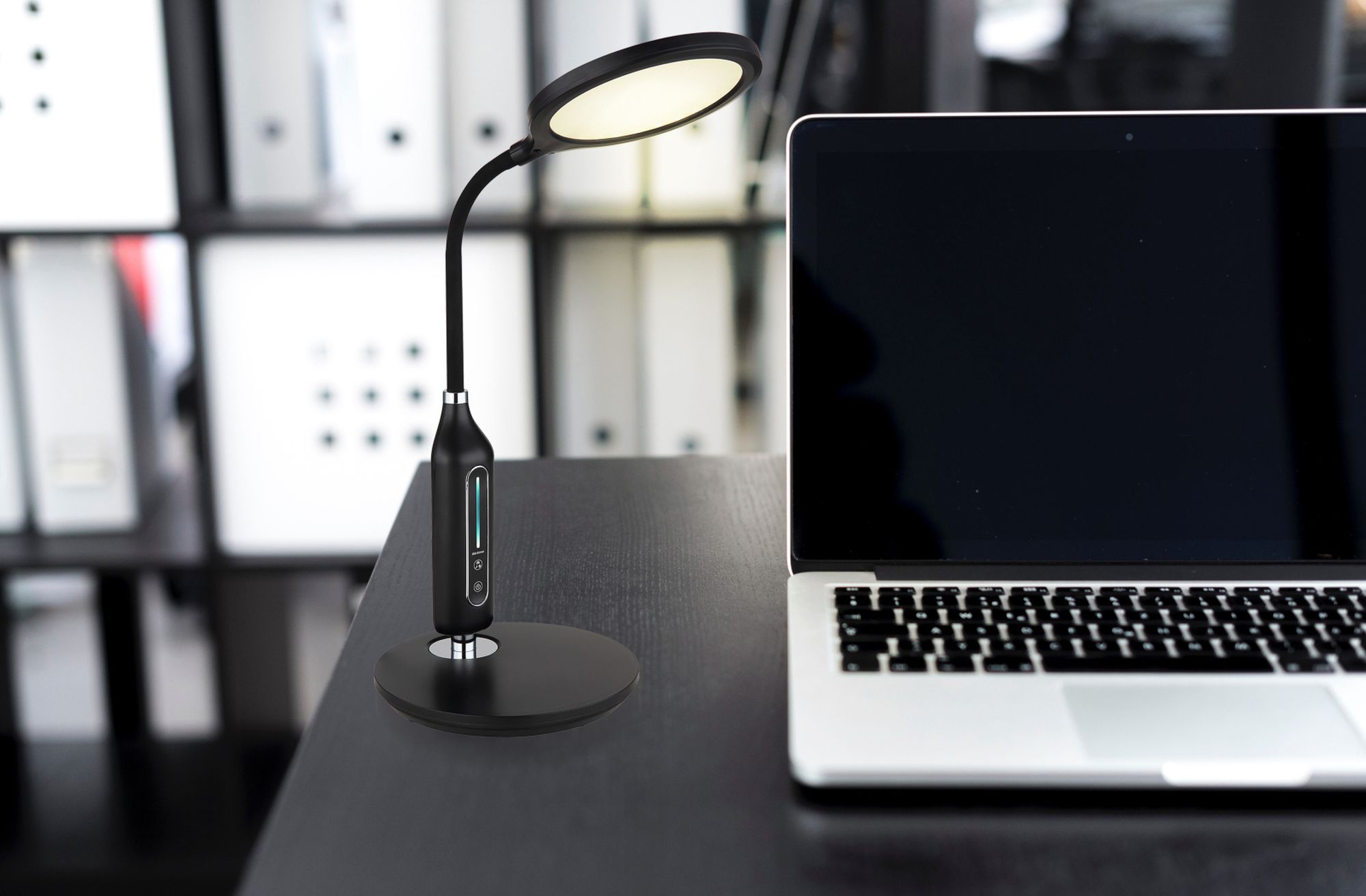 Globo Lighting Fruggy lampa biurkowa 1x9 W czarna-chrom 58435B