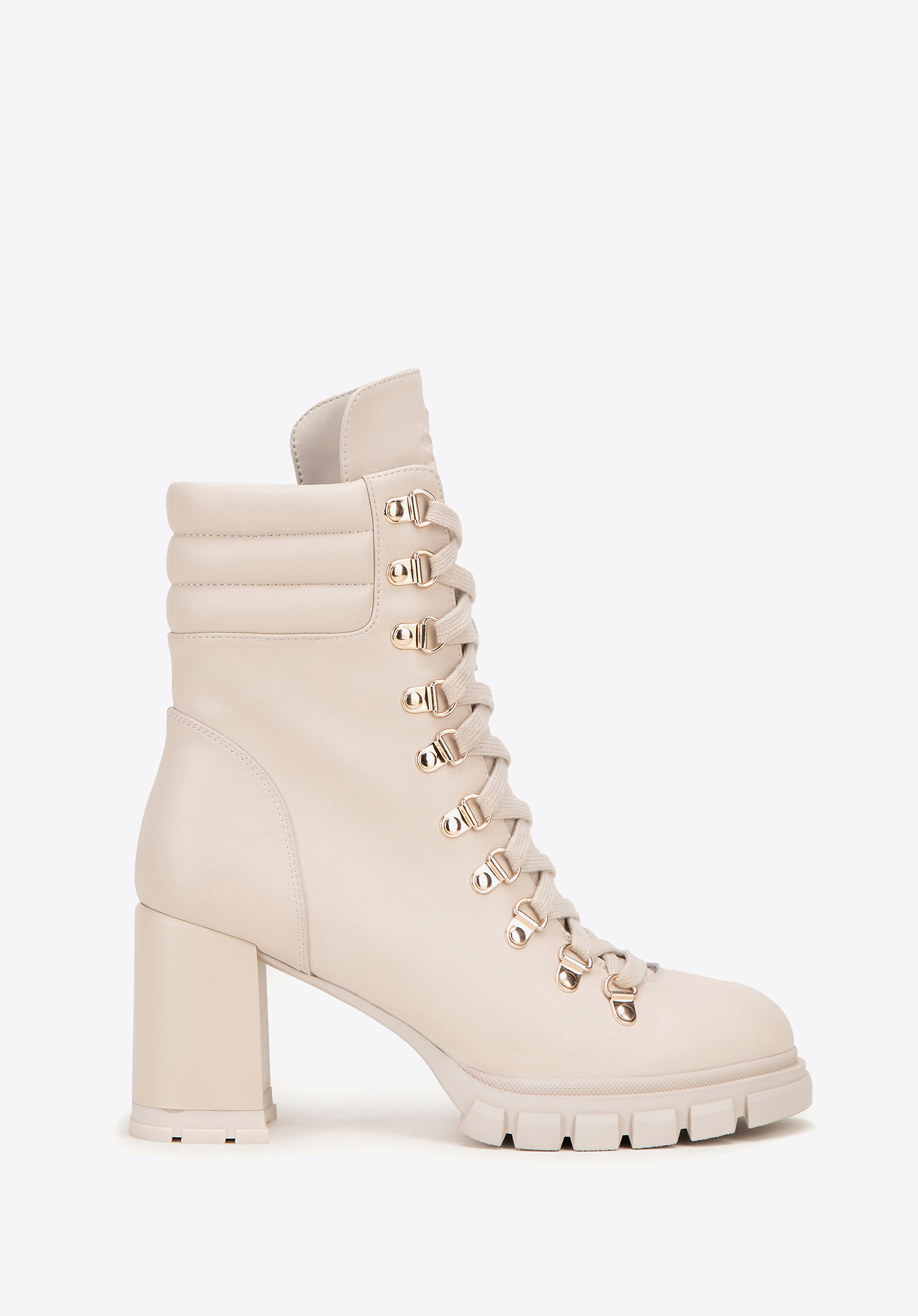 Dodatkowy rabat 25% - Botki skórzane z pikowaną wstawką na słupku kremowe