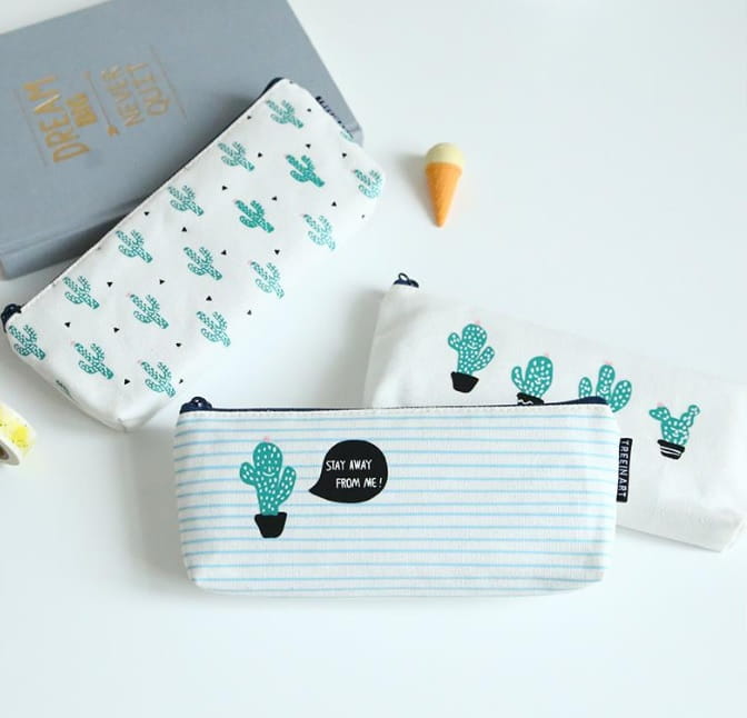 Piórnik płócienny w Kaktusy 07