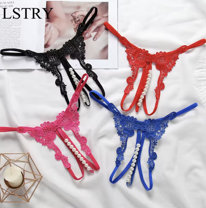 Seksowne stringi z perełkami 349