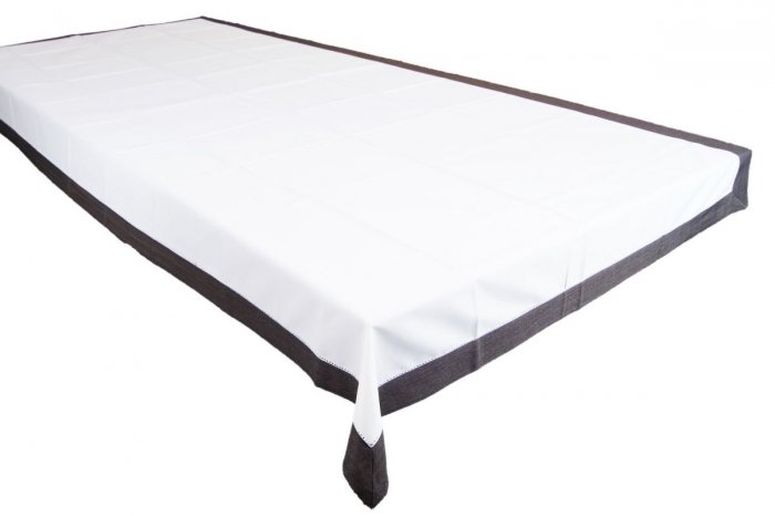 Obrus z mereżką rozmiar 150x300 wzór biało/czekoladowy (211)