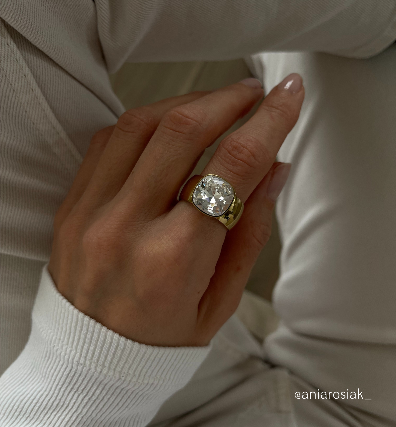 Pierścionek złoty z kryształem Glisser PSA0860