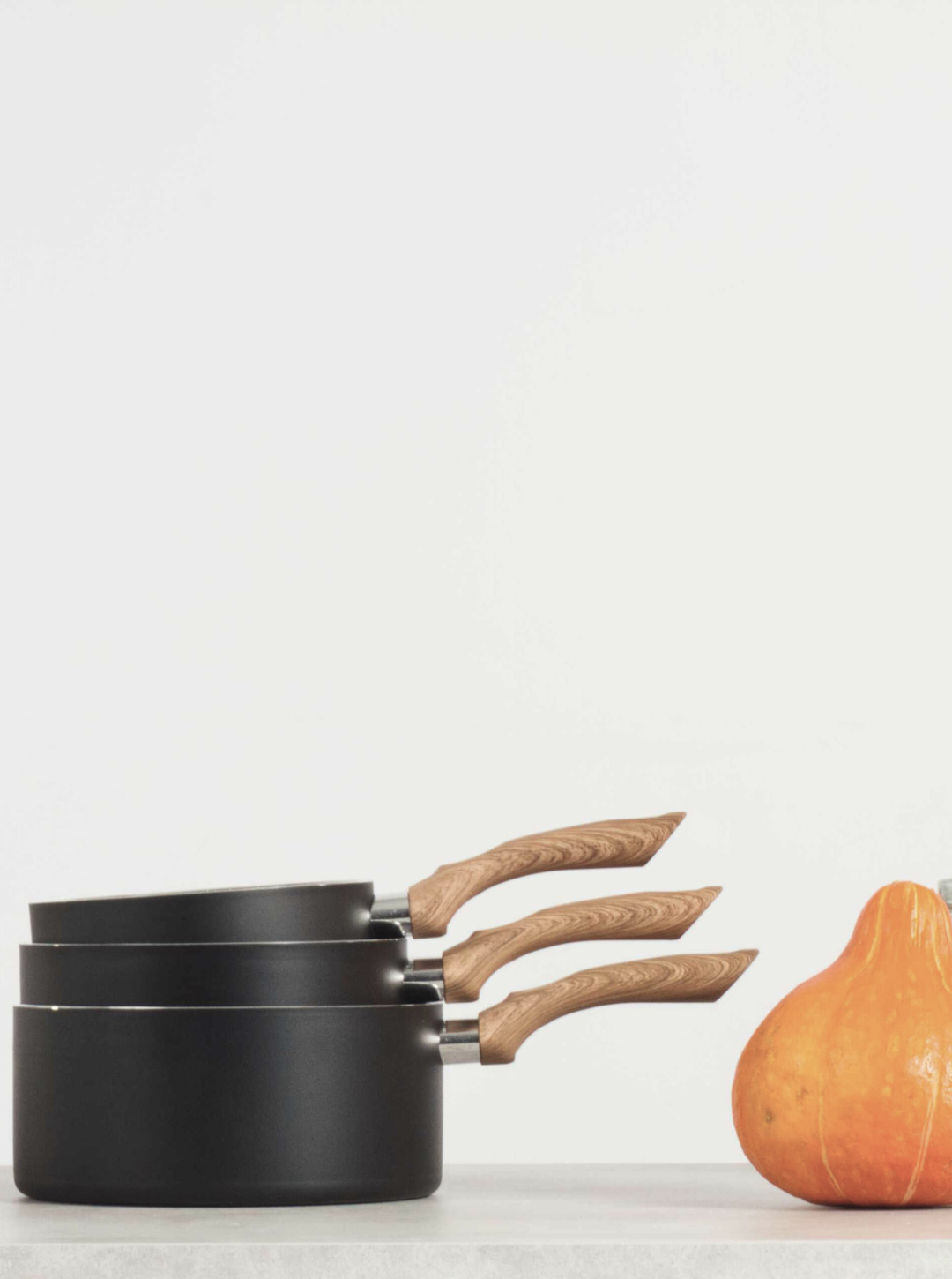 Zestaw 3 garnków z drewnianym wykończeniem LIVOO