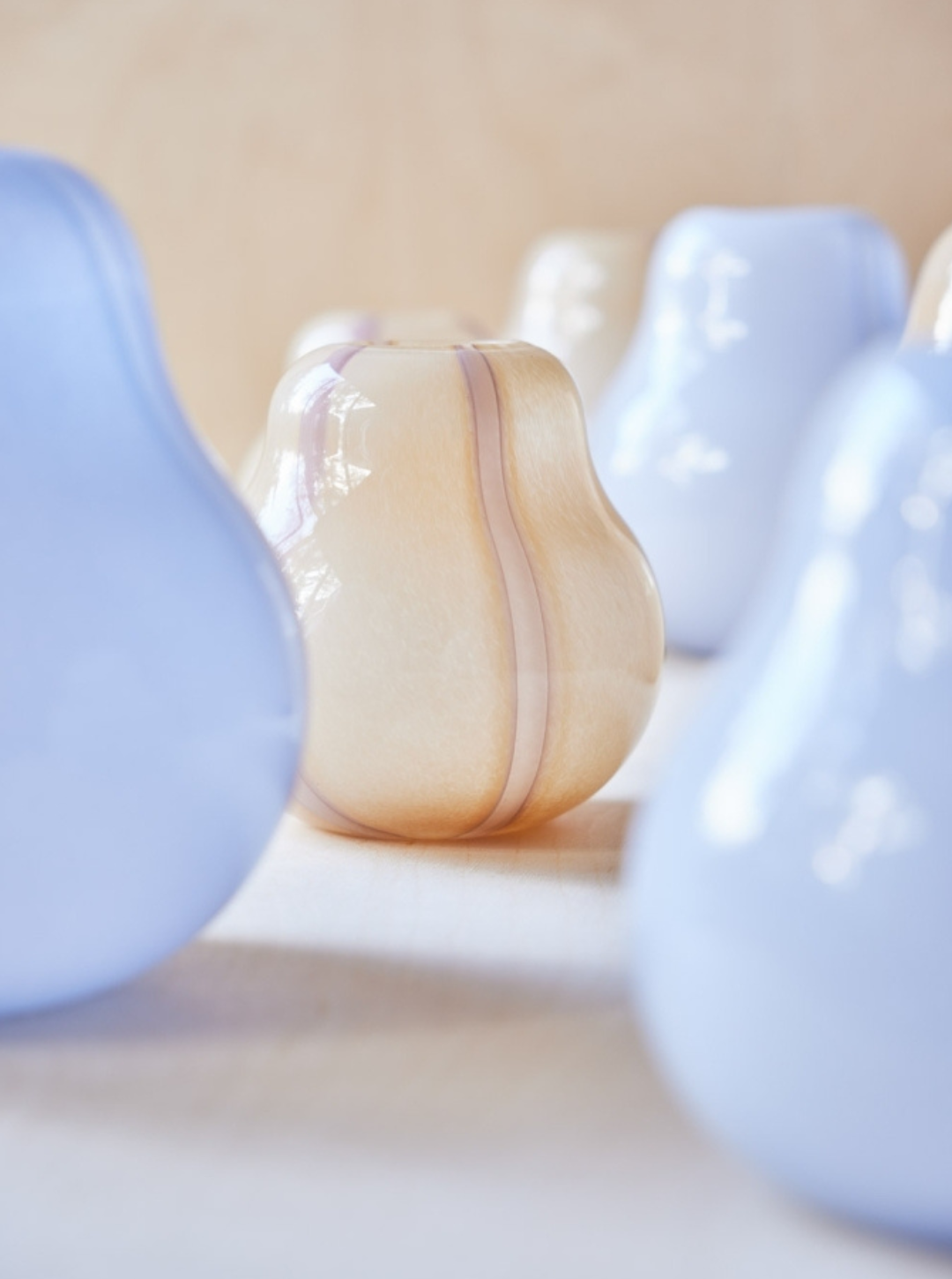 Dmuchany ustnie Wazon Kojo - Duży Lavender / White OYOY Living