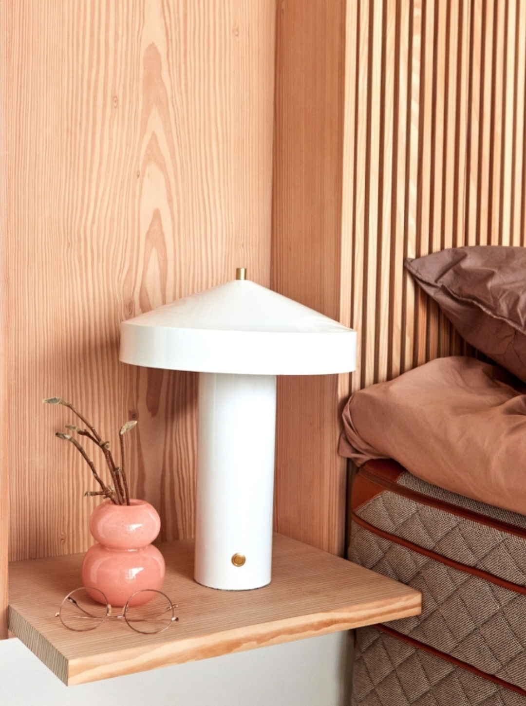 Lampa stołowa Hatto White OYOY Living