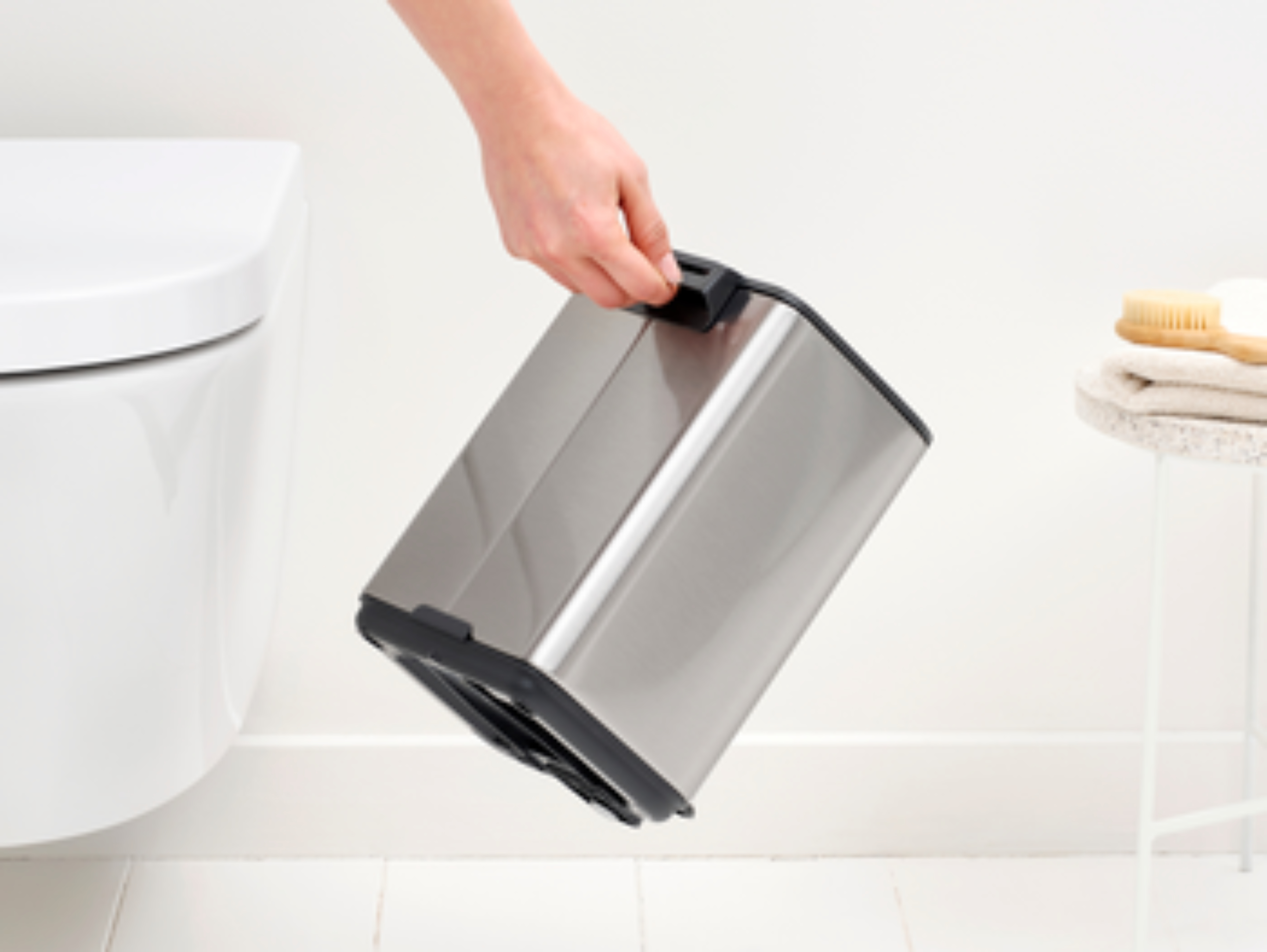 Brabantia Bo kosz na śmieci 4 l stal 237843